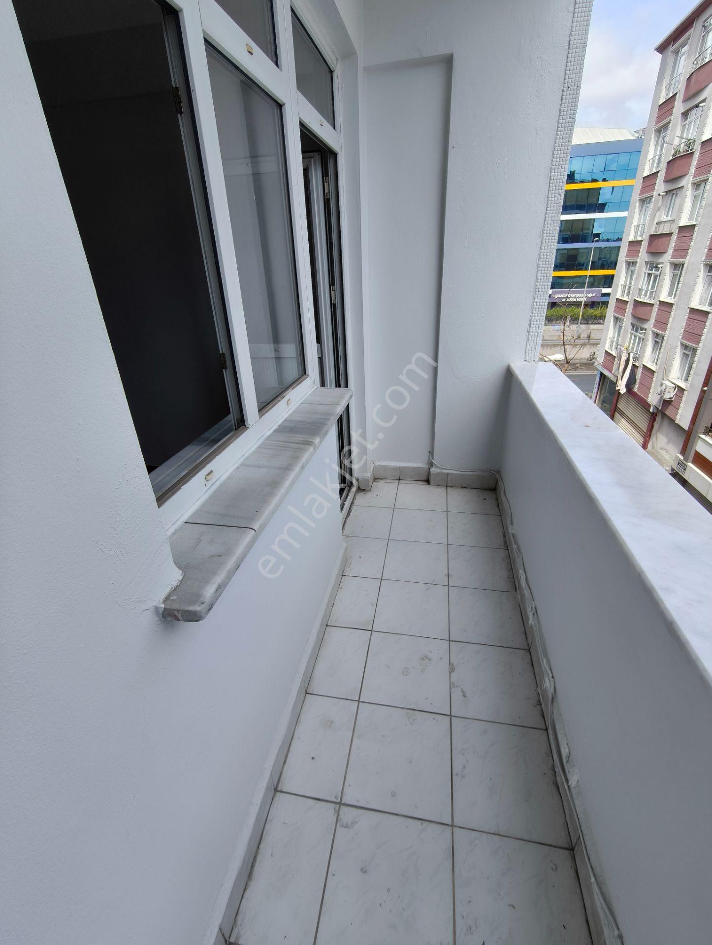 Balcıoğlundan Kartaltepe Mahallesinde Kiralık 100 M2 2+1 Daire - Görsel 10