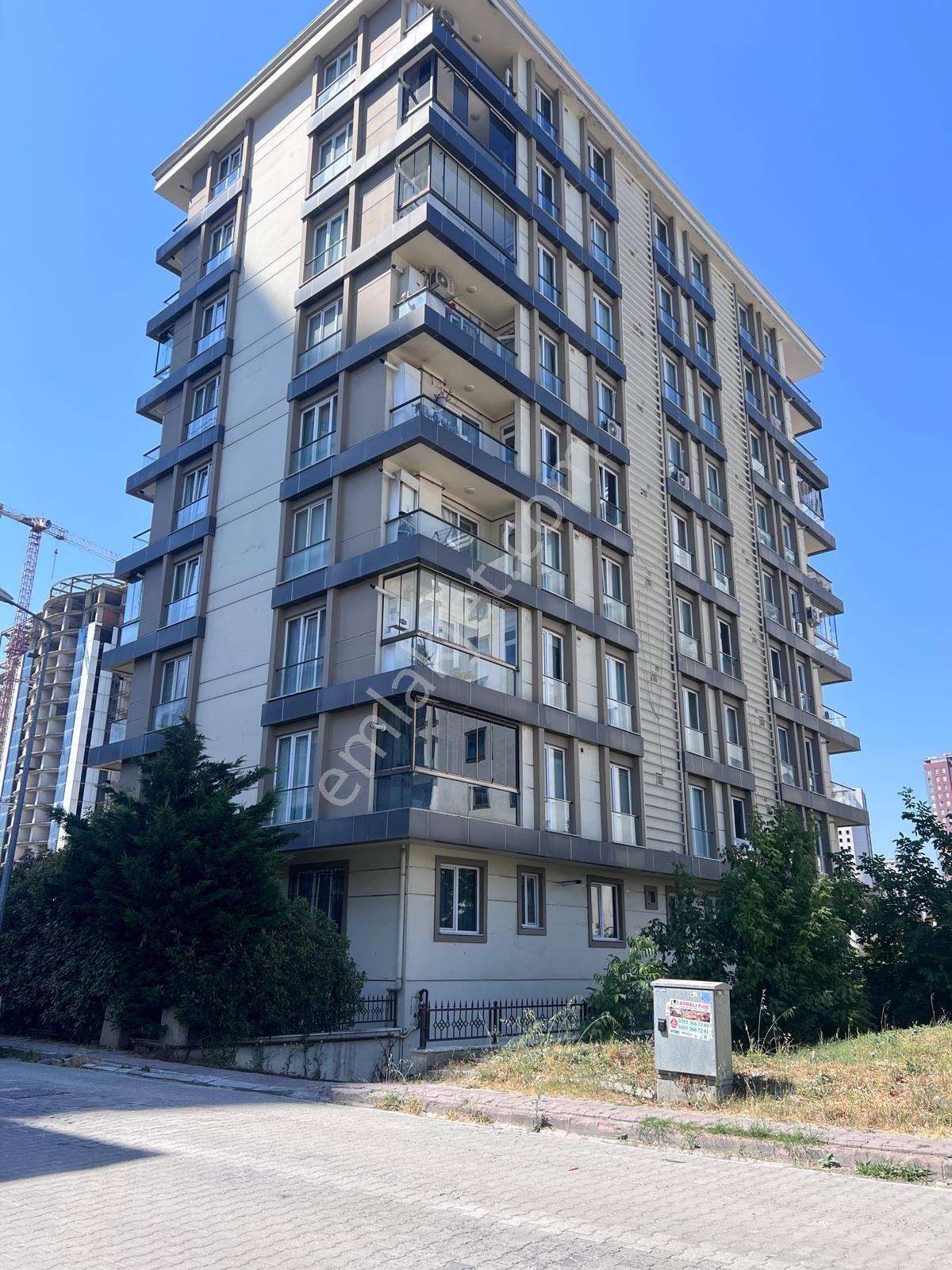 Akevler Mahallesi Butik Site'de Satılık 2+1 Daire