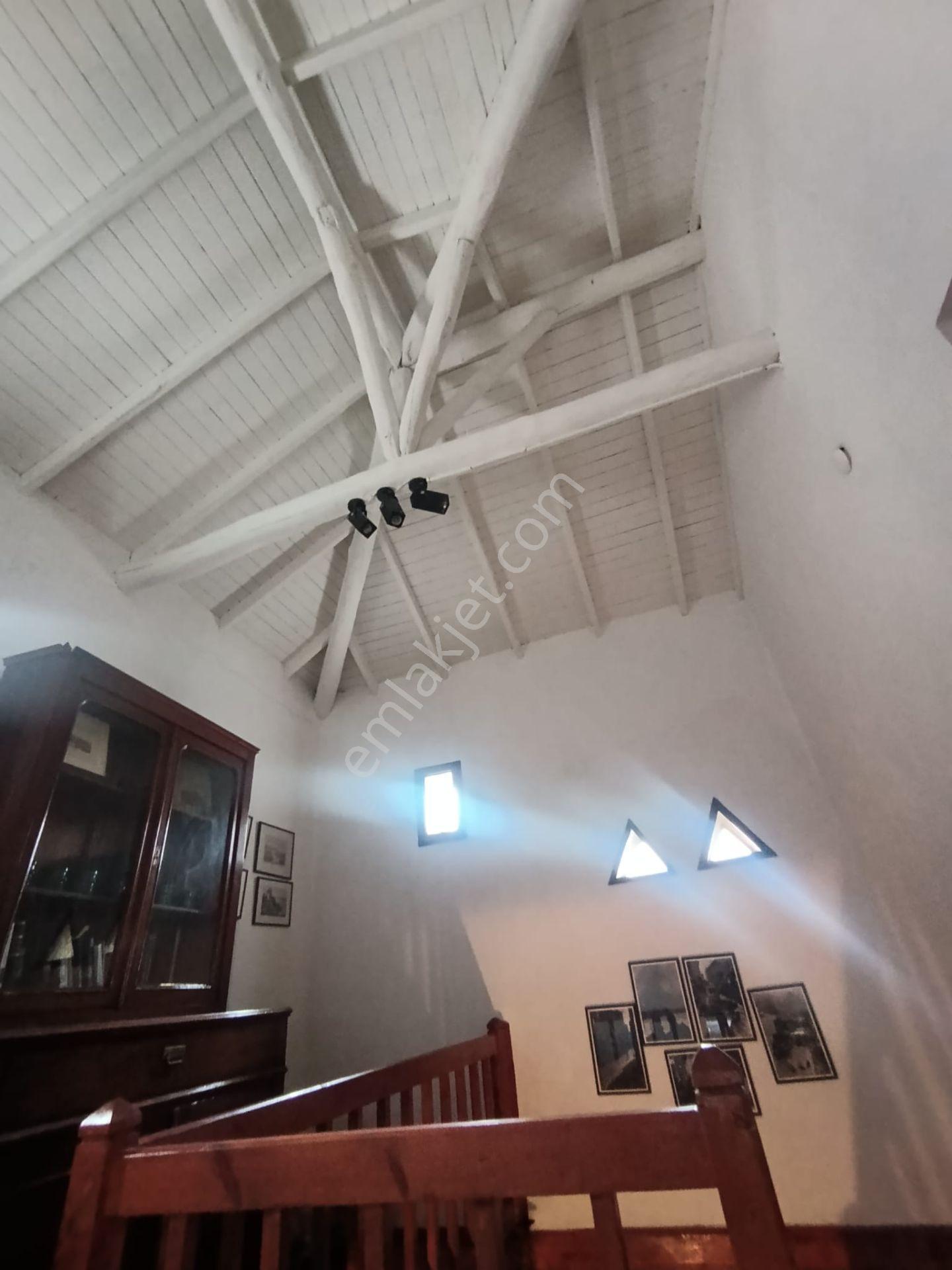 Söke Doğanbeyde Eşsiz Konumda Satılık Taş Evi - Görsel 11