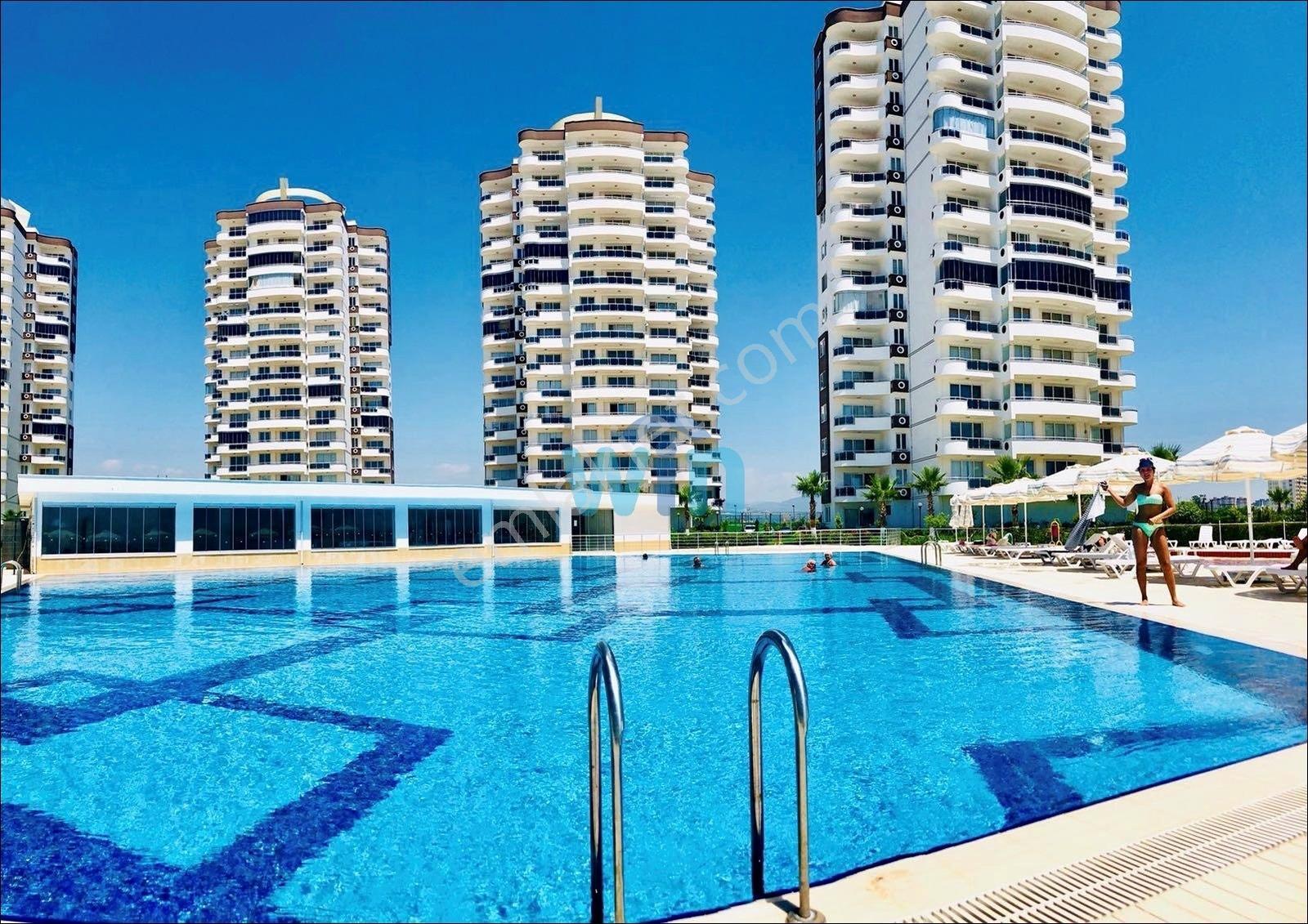 Win'den Çeşmeli Liparis Suncity'de Eşyalı 2+1 Daire - Görsel 23
