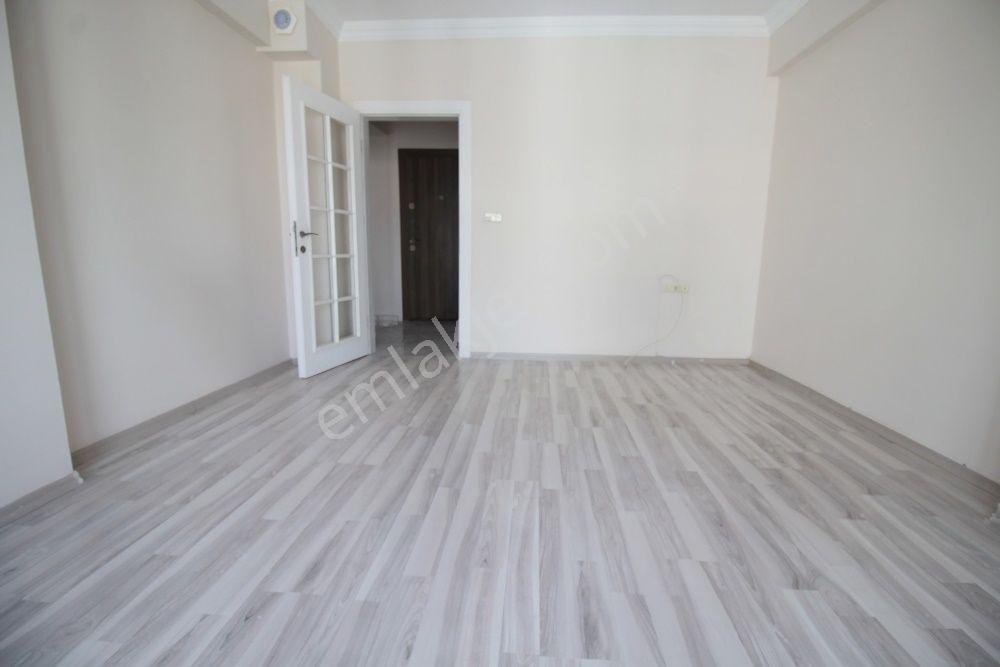 Çorlu Çobançeşme Mah. Abdullah Öğücü Okuluna Yakın Temiz 2+1 Kiralık - Görsel 3