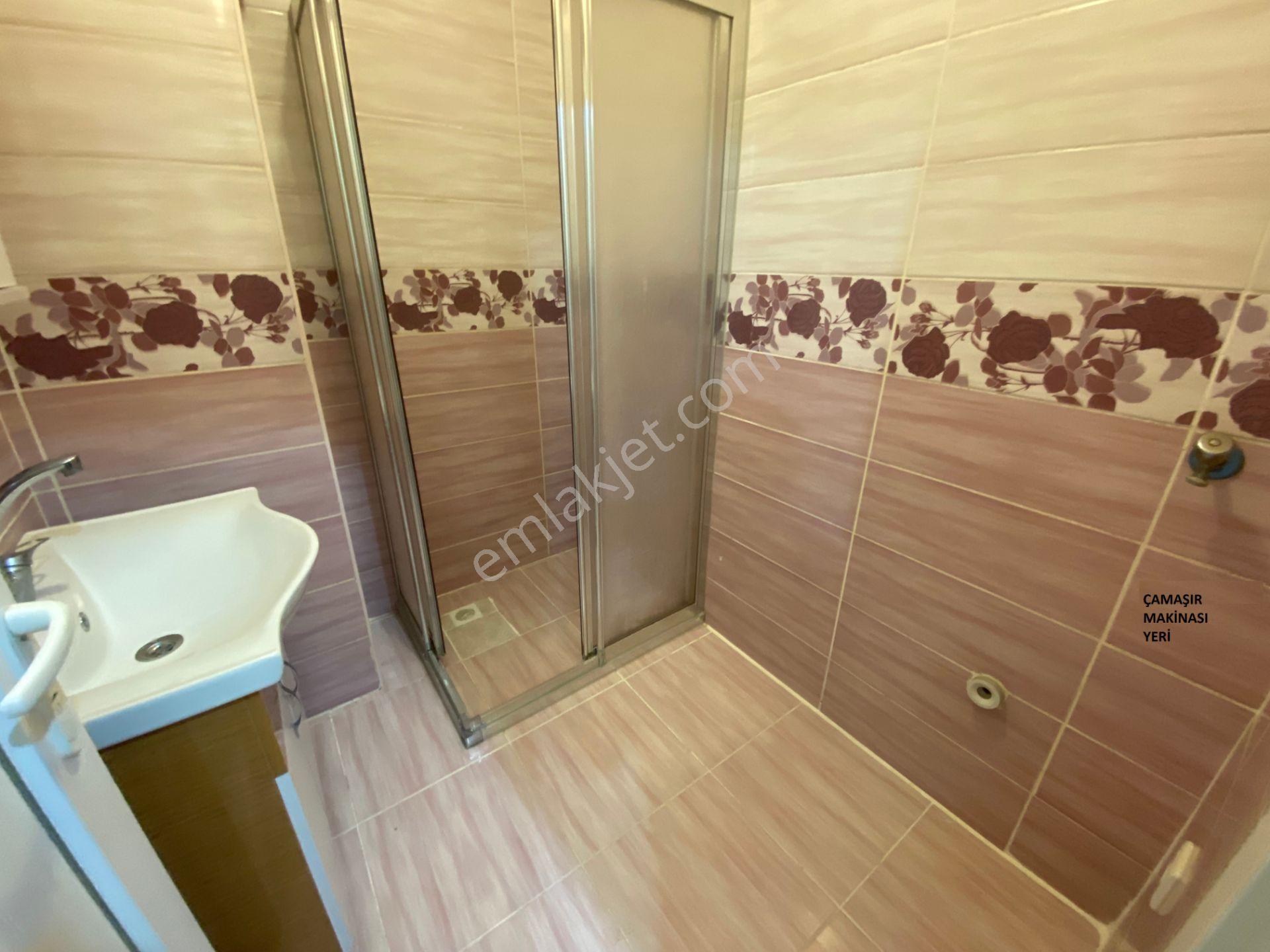 Avrupa Emlaktan(kiracılı)esenler Atışalanı Tepe,oruçreis Mh 83m²2+1 1..normal Kat,yüzyıl Metro Yakın - Görsel 12