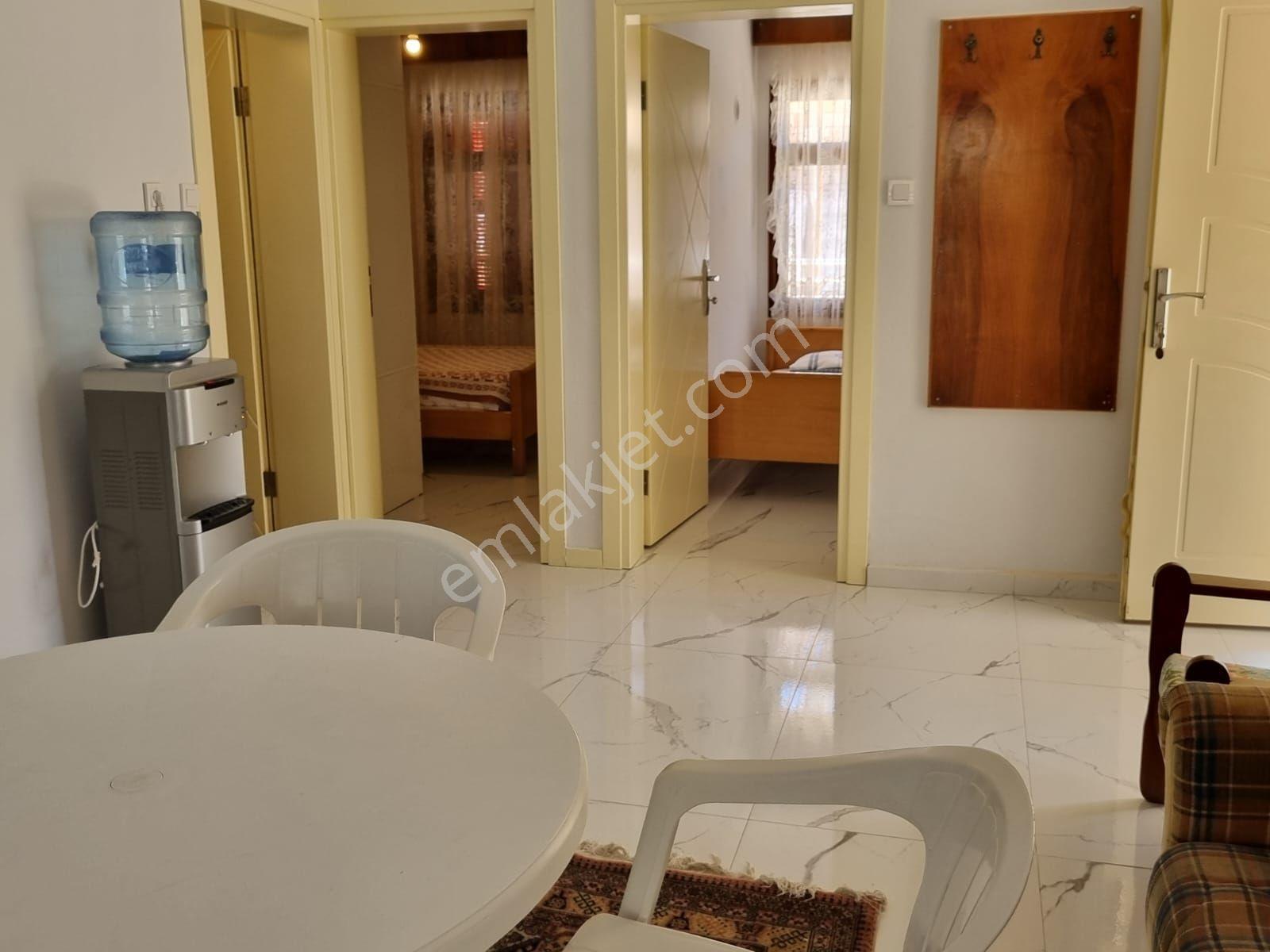Kuşadası Nazilli Sitesinde Denize 100m.kiralık Yazlık - Görsel 2