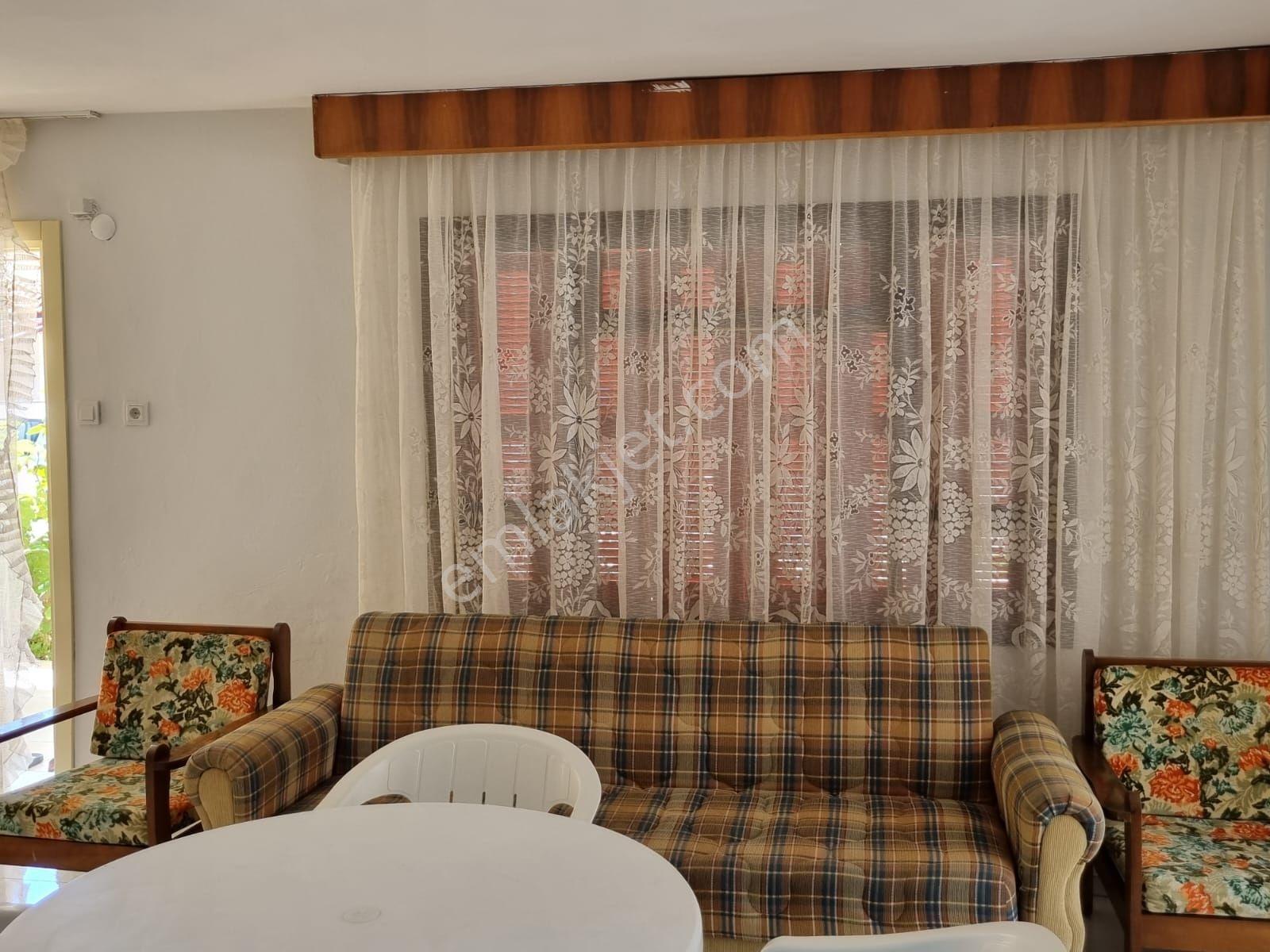 Kuşadası Nazilli Sitesinde Denize 100m.kiralık Yazlık - Görsel 15