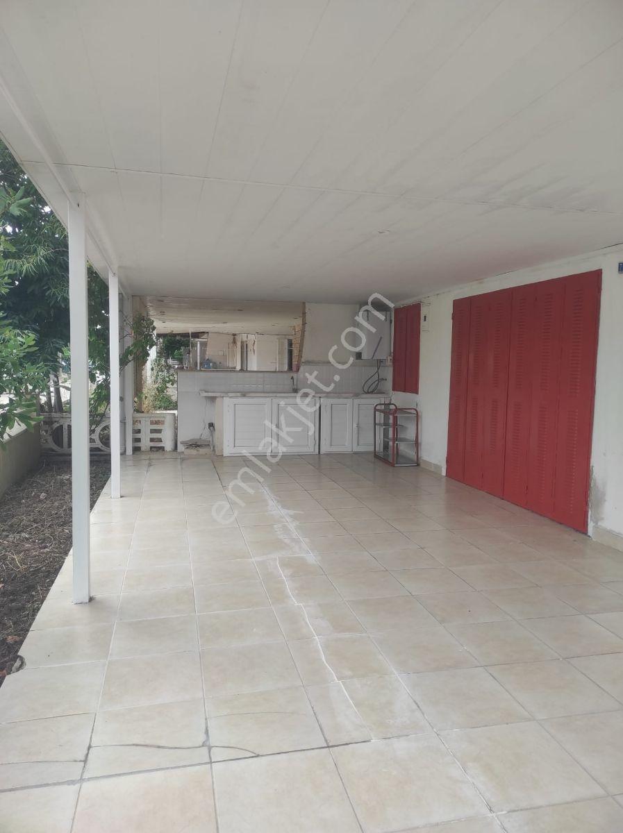 Kuşadası Nazilli Sitesinde Denize 100m.kiralık Yazlık - Görsel 5