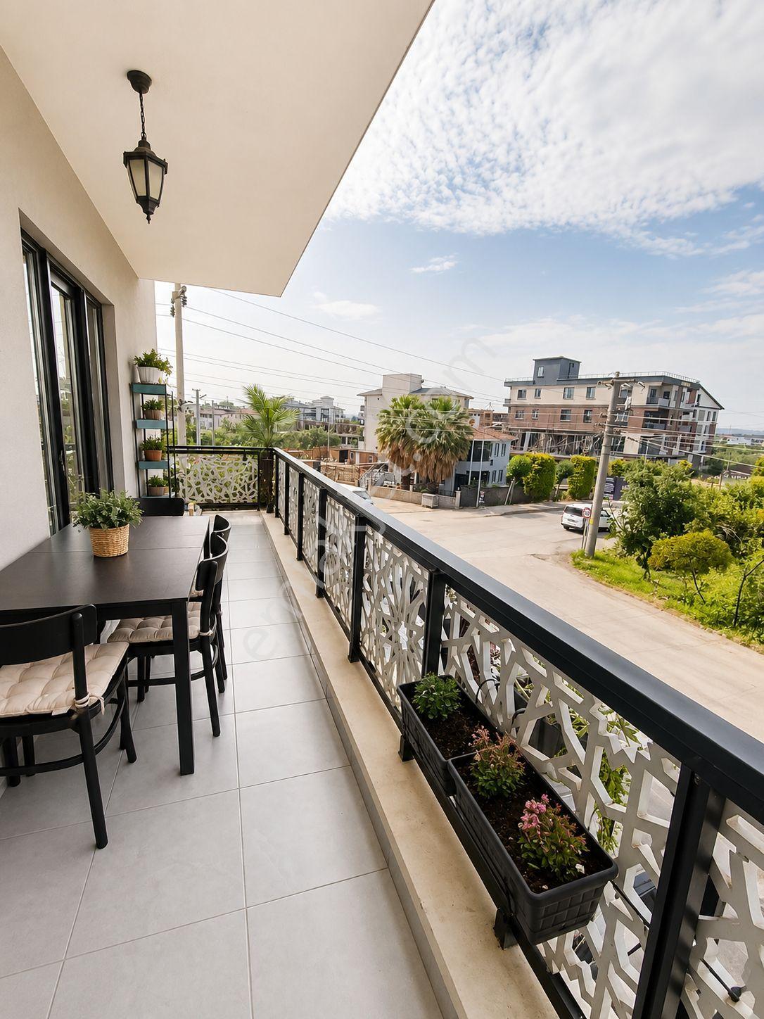 Rota'danaltınova Cumhuriyet Mah. Prestijli Site İçerisinde Eşyalı/eşyasız Satılık 2+1 Daire - Görsel 14