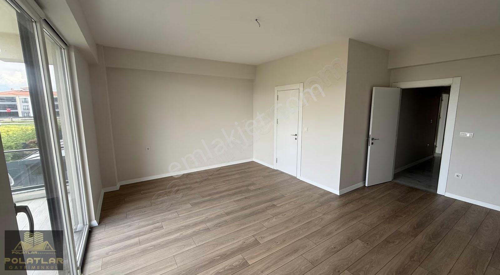 Müstakil Bahçeli Nezih Site İçerisinde Kiralık 6+1 Villa - Görsel 24