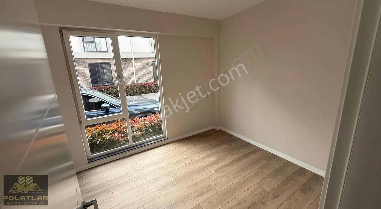 Müstakil Bahçeli Nezih Site İçerisinde Kiralık 6+1 Villa - Görsel 2