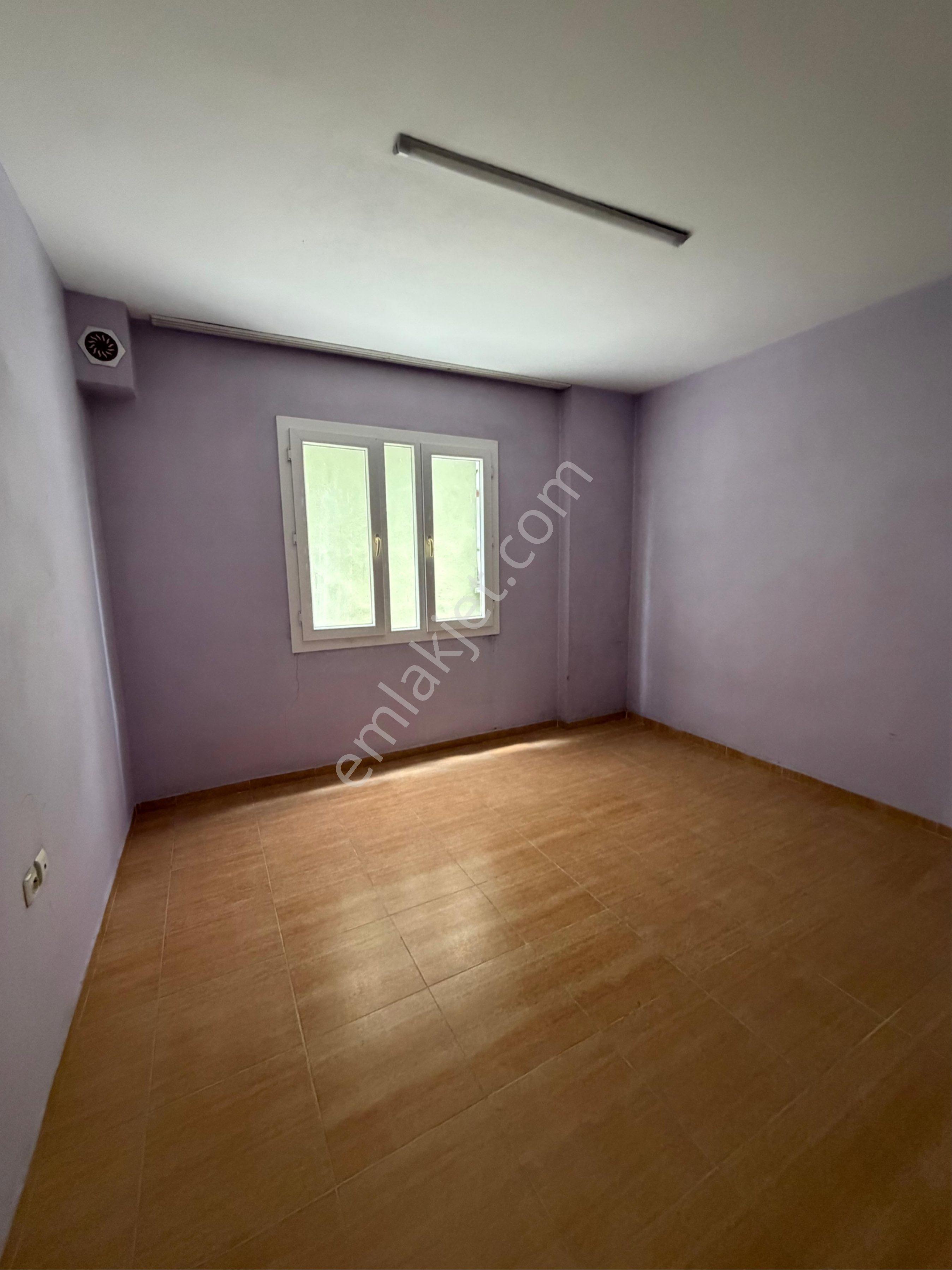 Barış Mah. 3+1 Ferah Ve Geniş Oturumlu Aylık Kiralık Daire - Görsel 12