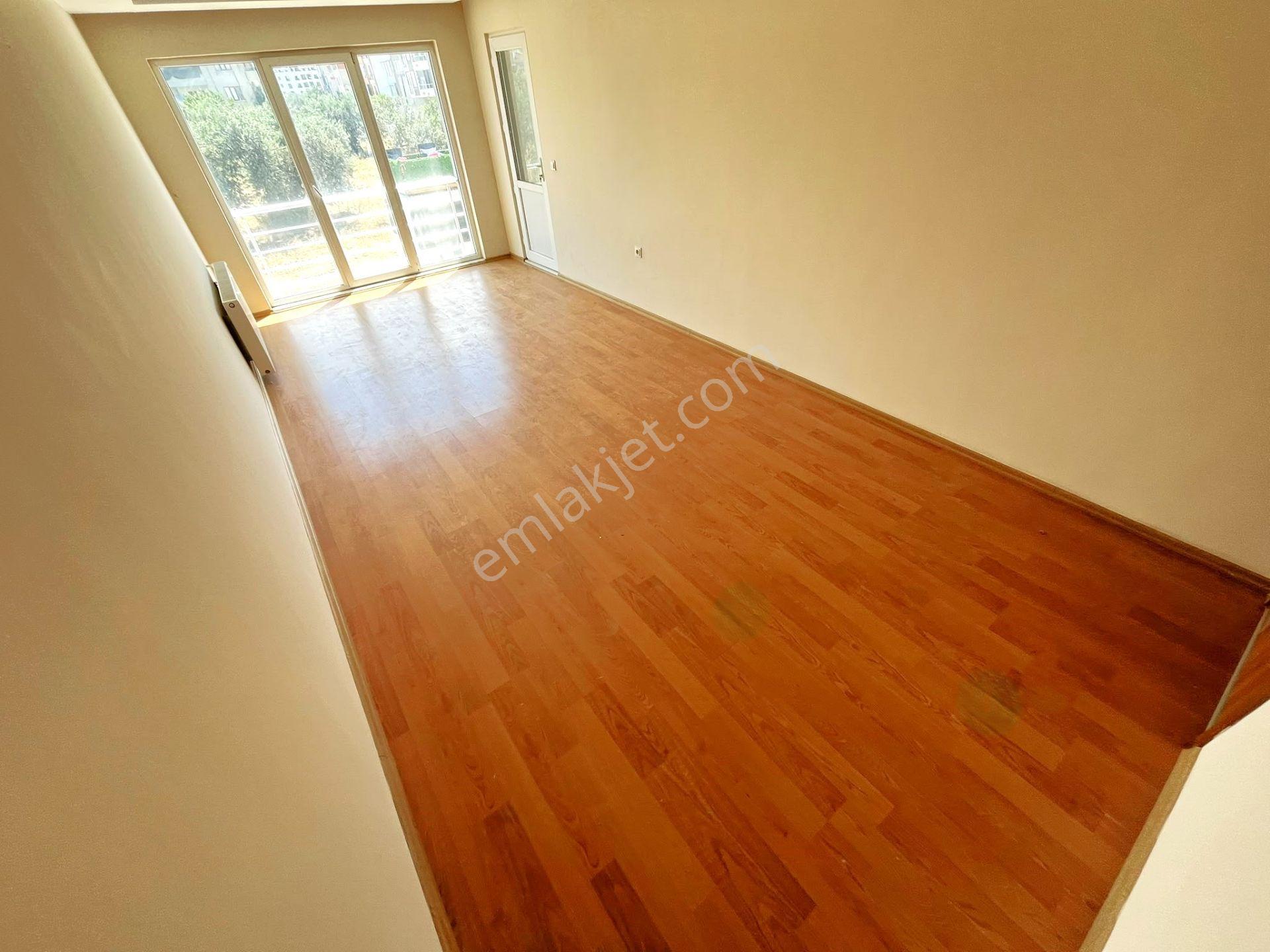 Aygül'den Kadıköy'de Genç Binada Köşe Ön Cephe Asansörlü Ayrı Mutfaklı Doğalgazlı 3+1 Kiralık Daire - Görsel 11