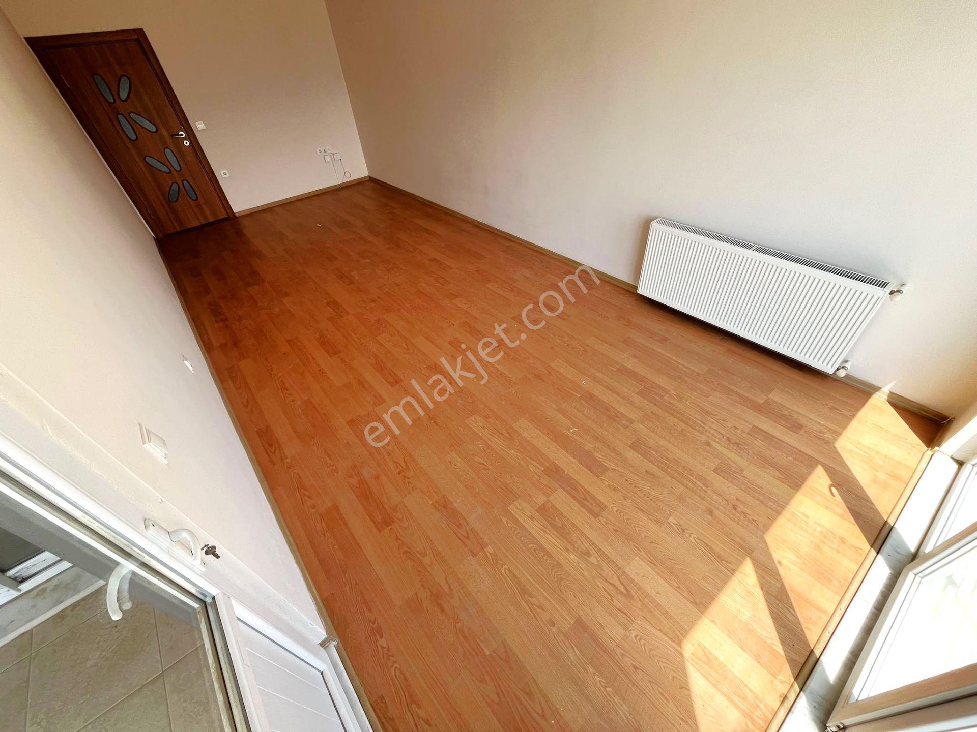 Aygül'den Kadıköy'de Genç Binada Köşe Ön Cephe Asansörlü Ayrı Mutfaklı Doğalgazlı 3+1 Kiralık Daire - Görsel 10