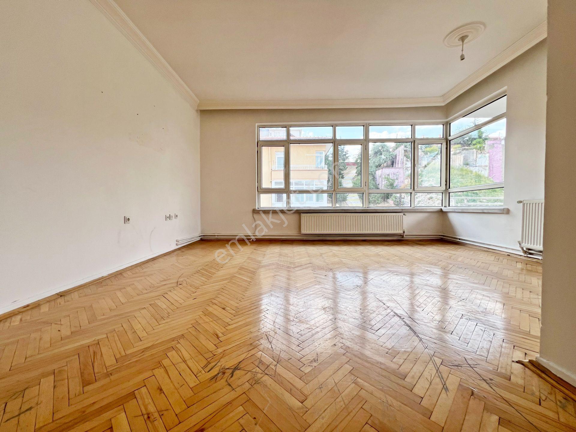 Yunus Emre Cad. Üzeri Üst Katta Çift Balkonlu 3+1 Bağımsız Salonlu Kiralık Daire!! - Görsel 3