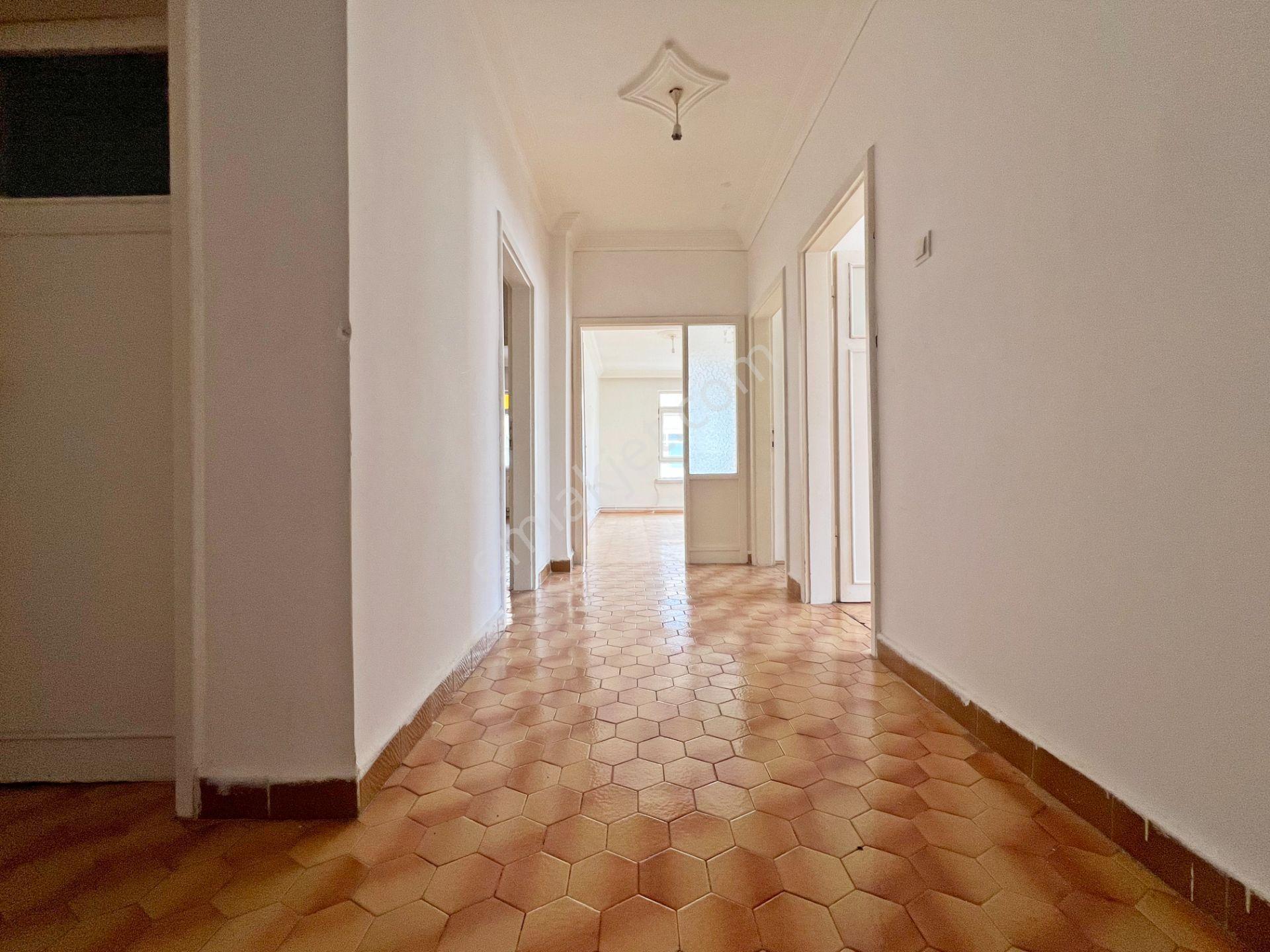 Yunus Emre Cad. Üzeri Üst Katta Çift Balkonlu 3+1 Bağımsız Salonlu Kiralık Daire!! - Görsel 11