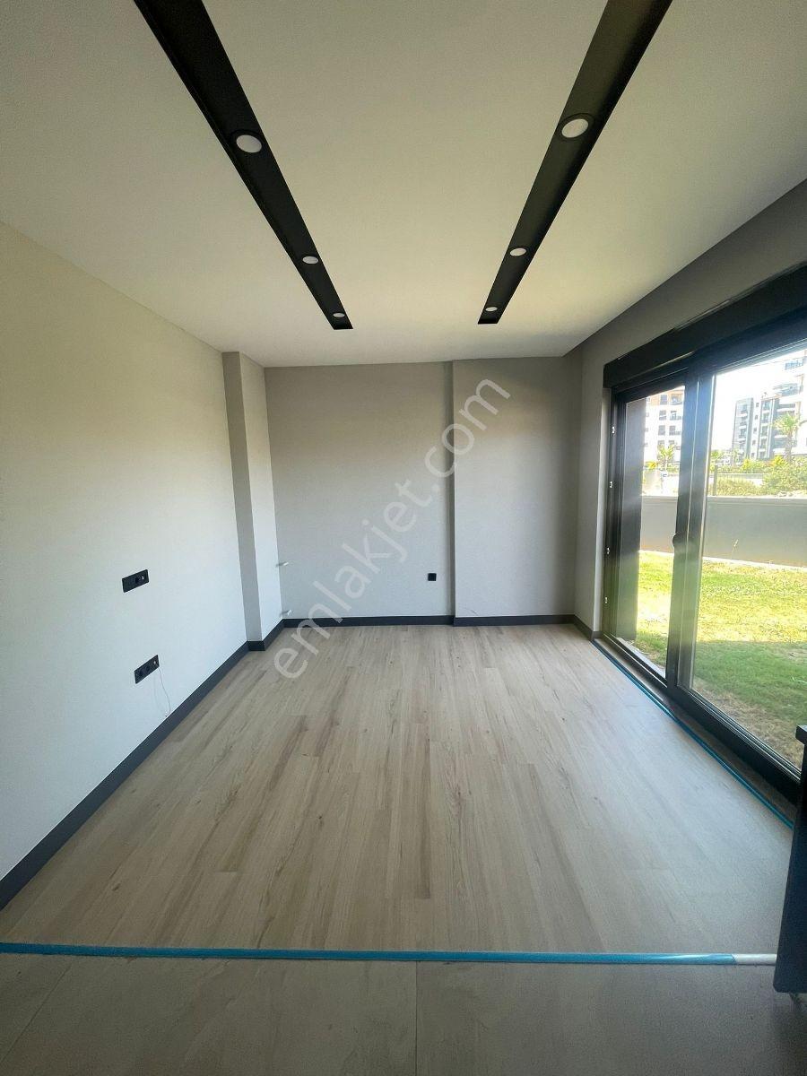 Altıntaş'ta Havuzlu İskanı Alınmış Sitede Satılık 1+1 Daire - Görsel 8