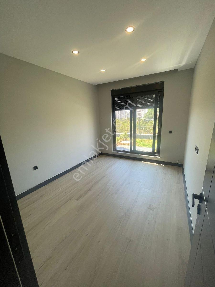 Altıntaş'ta Havuzlu İskanı Alınmış Sitede Satılık 1+1 Daire - Görsel 19