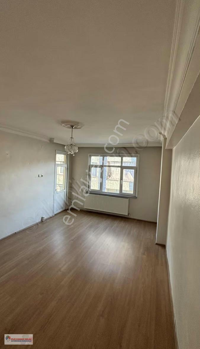 Filiz Emlaktan Bağcılar Meydanda 2+1 Kiralık Daire - Görsel 4