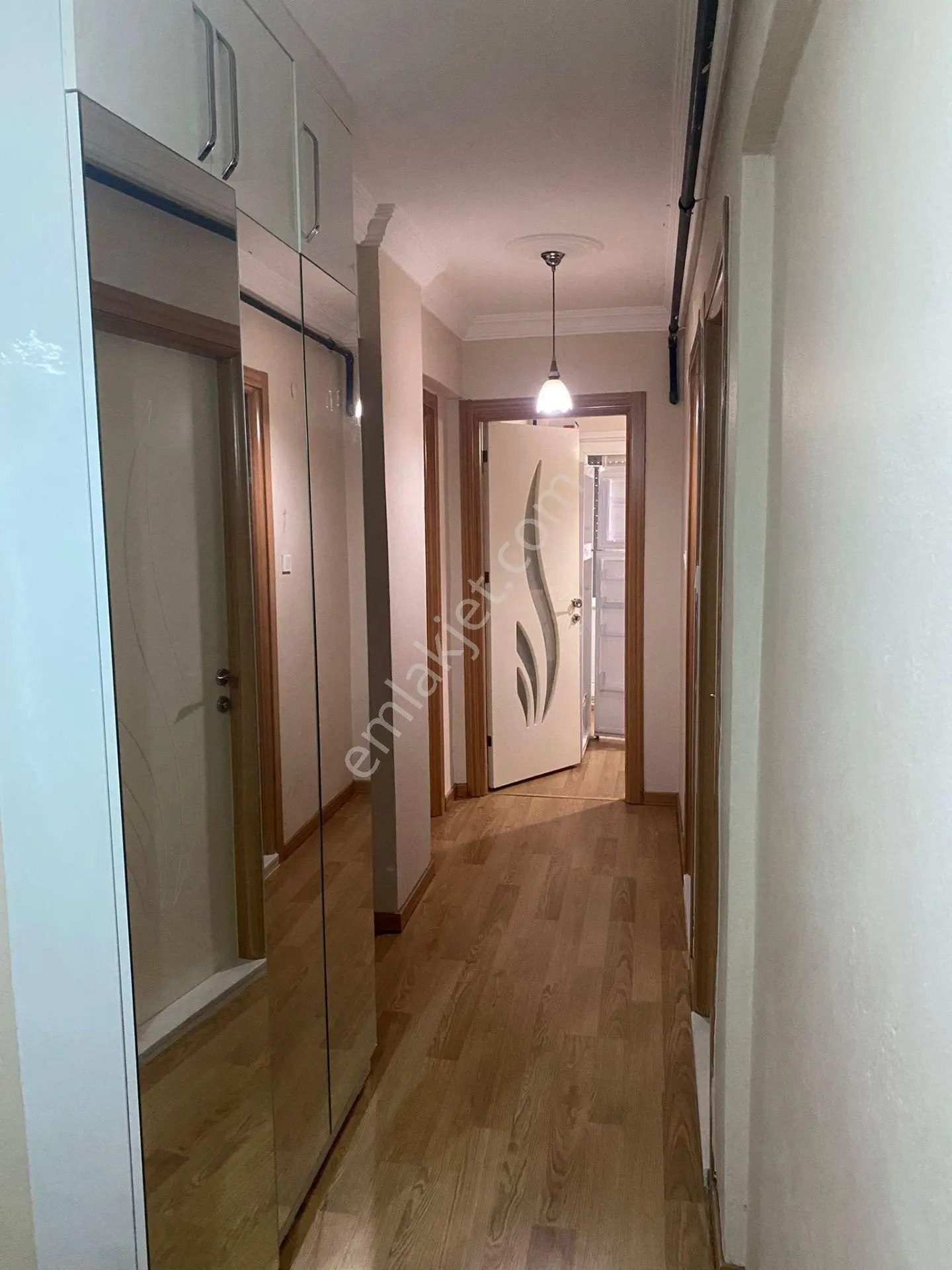 Buca Laleli'de 3+1 120m2 Masrafsız Y.giriş Eşyalı Daire - Görsel 3