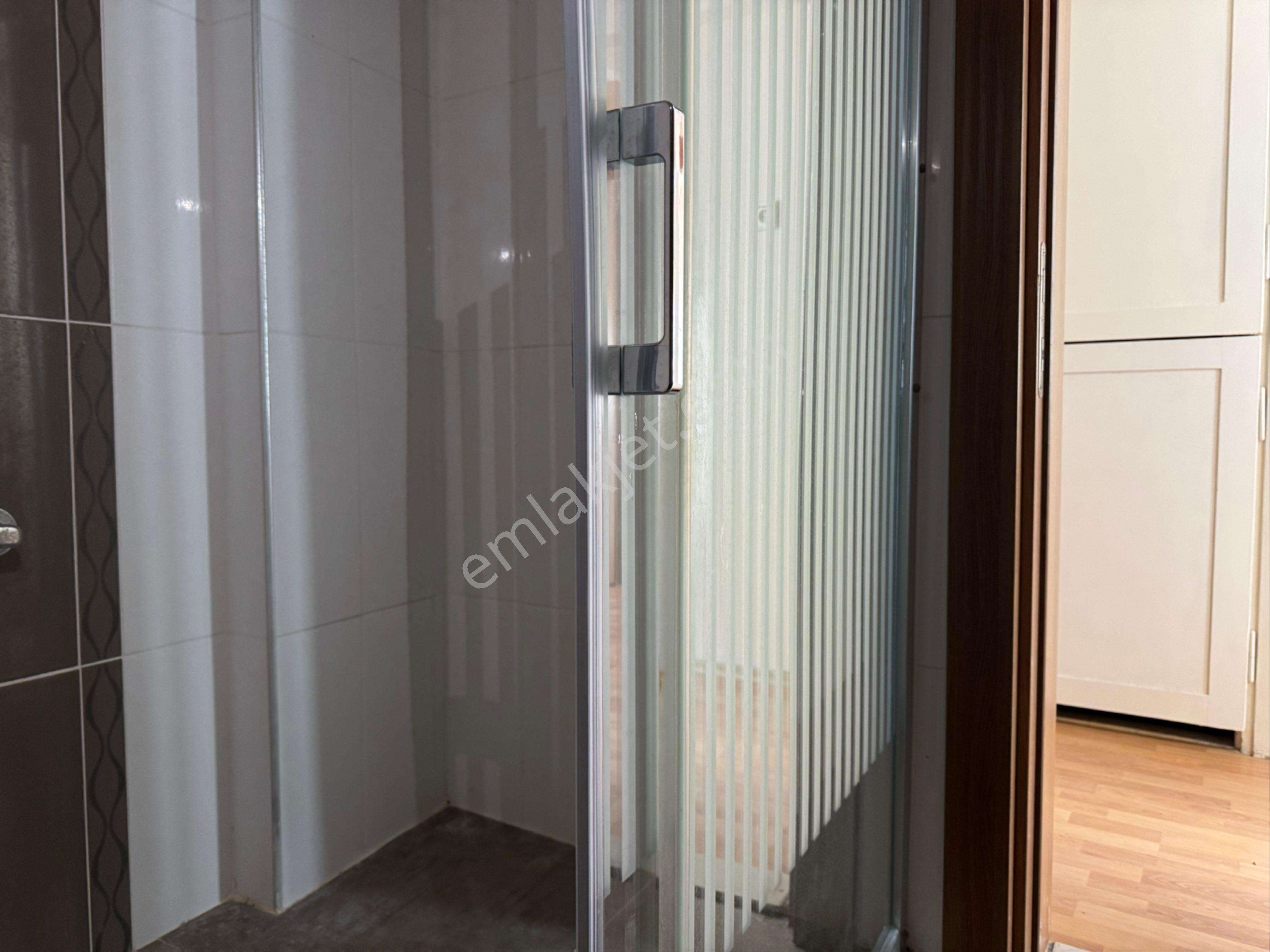 Şehrin Merkezi’ Nde Kiralık 3+1 Çok Güzel Manzaralı Ankastre Set Ve Klimalı Dairemiz - Görsel 25