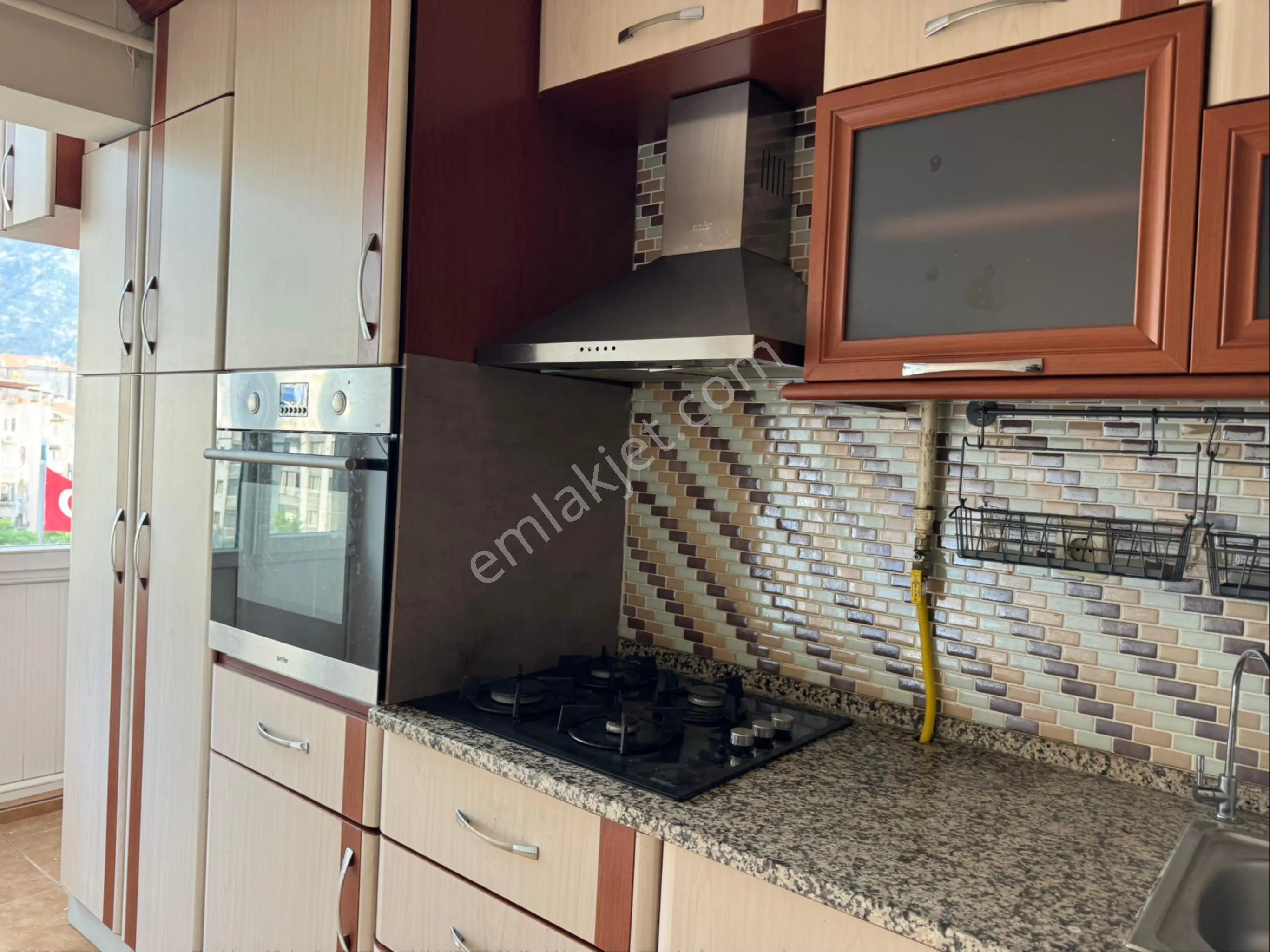 Şehrin Merkezi’ Nde Kiralık 3+1 Çok Güzel Manzaralı Ankastre Set Ve Klimalı Dairemiz - Görsel 3