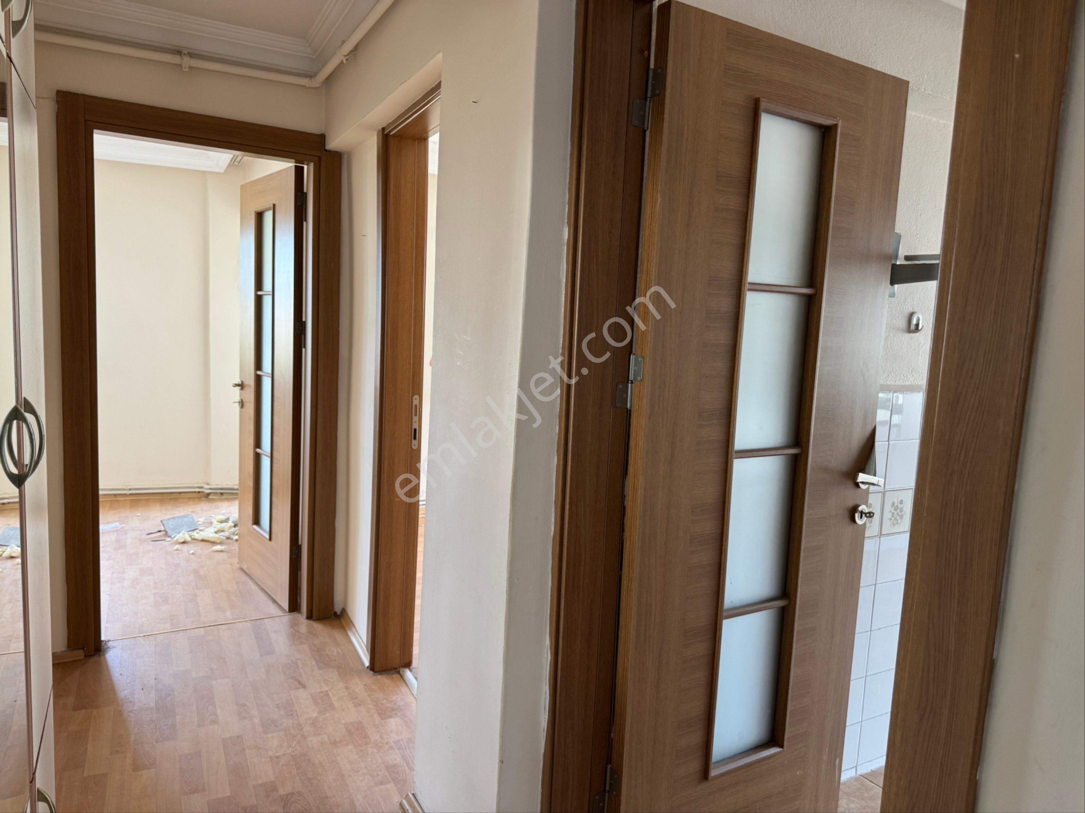 Şehrin Merkezi’ Nde Kiralık 3+1 Çok Güzel Manzaralı Ankastre Set Ve Klimalı Dairemiz - Görsel 11