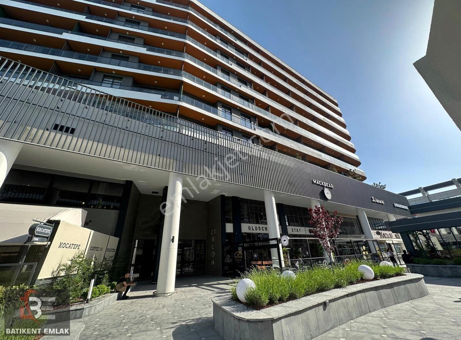 Velux Ankara'da Avm Manzaralı Geniş Teras Balkon 1+1 Kiralık - Görsel 12