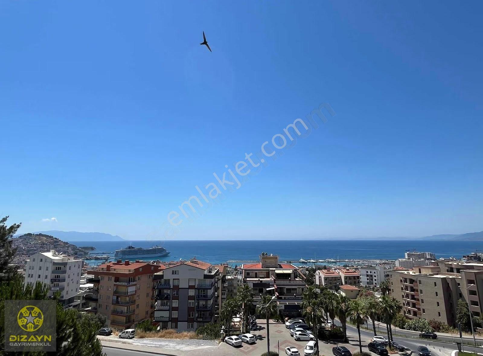 Ege Mahallesinde Panoramik Deniz Manzaralı 3+1 Daire