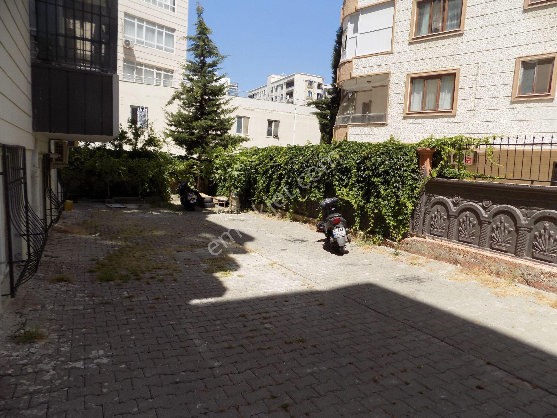 Karaköprü Akpıyar Balık Ayağı İmparator Ekmek Fabrikası Yanı 3+1 Doğalgazlı Asansörlü 170 M2 3. Kat - Görsel 25