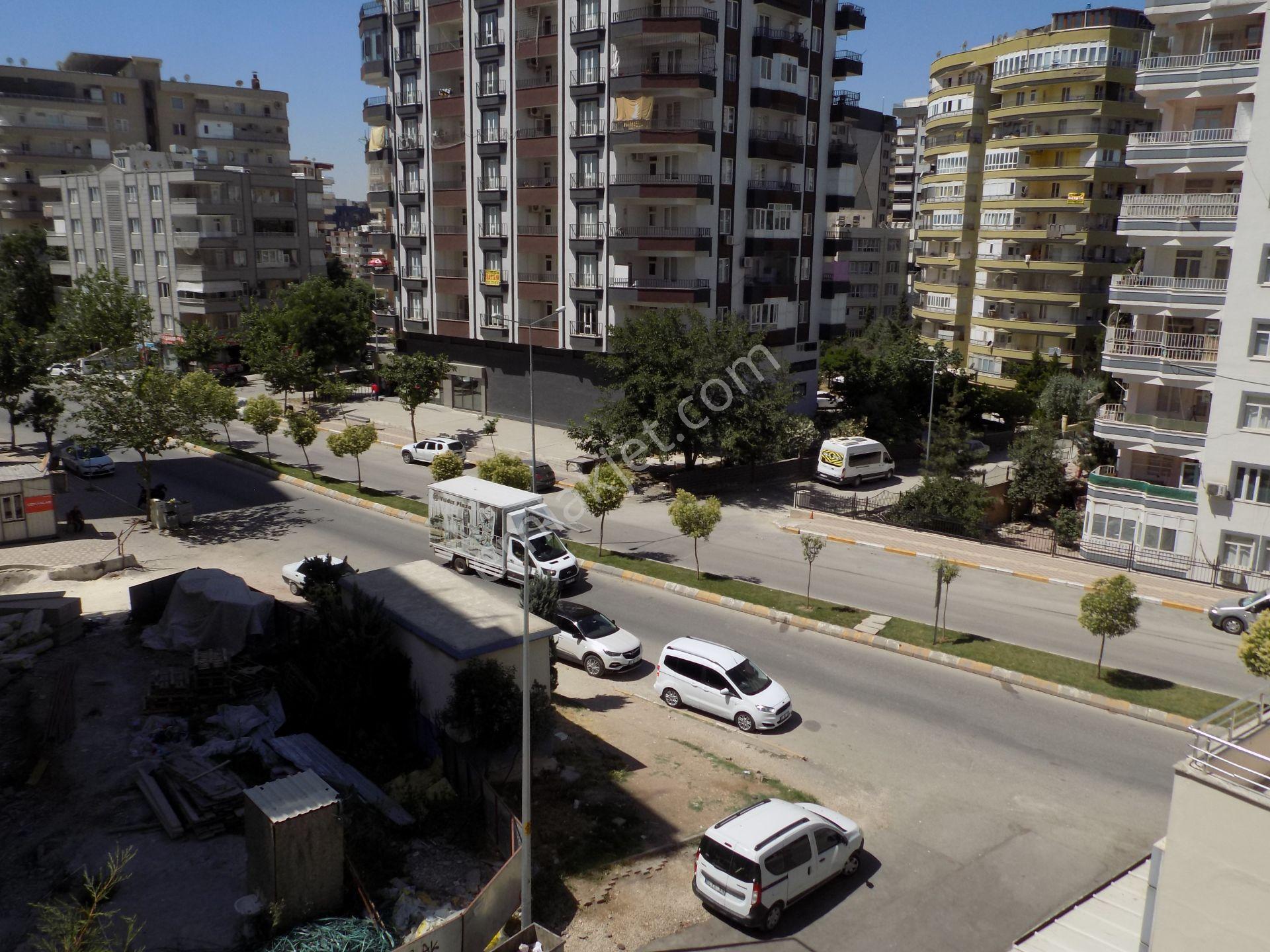 Karaköprü Akpıyar Balık Ayağı İmparator Ekmek Fabrikası Yanı 3+1 Doğalgazlı Asansörlü 170 M2 3. Kat - Görsel 8