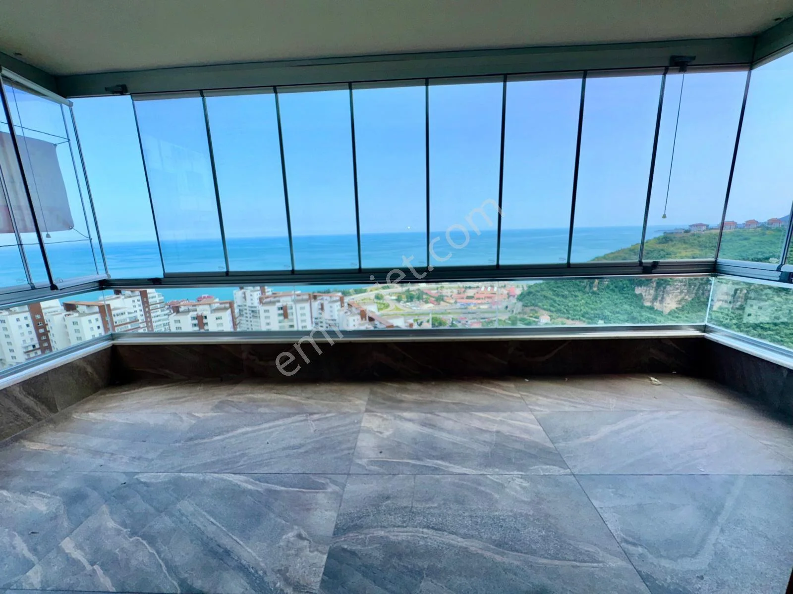 Sessiz Tepe Sitesi 4+1 Mimari Yapılı Kiralık Daire