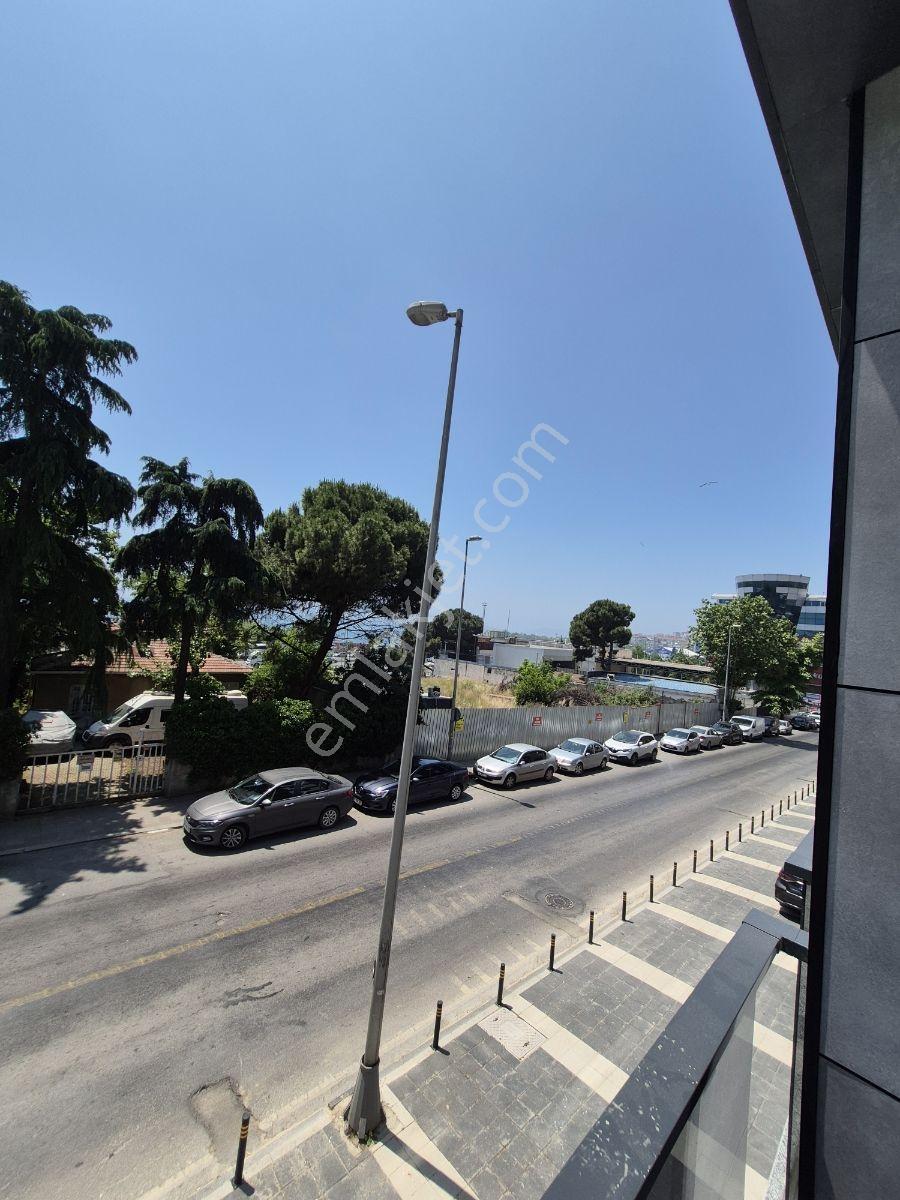 Marmaray İstasyonuna Yakın İşyerine Kiralık 1. Kat Cadde Üstü - Görsel 9