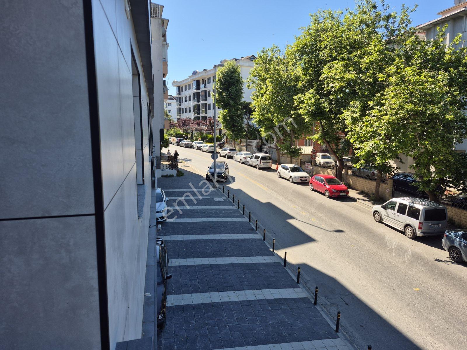 Marmaray İstasyonuna Yakın İşyerine Kiralık 1. Kat Cadde Üstü - Görsel 11