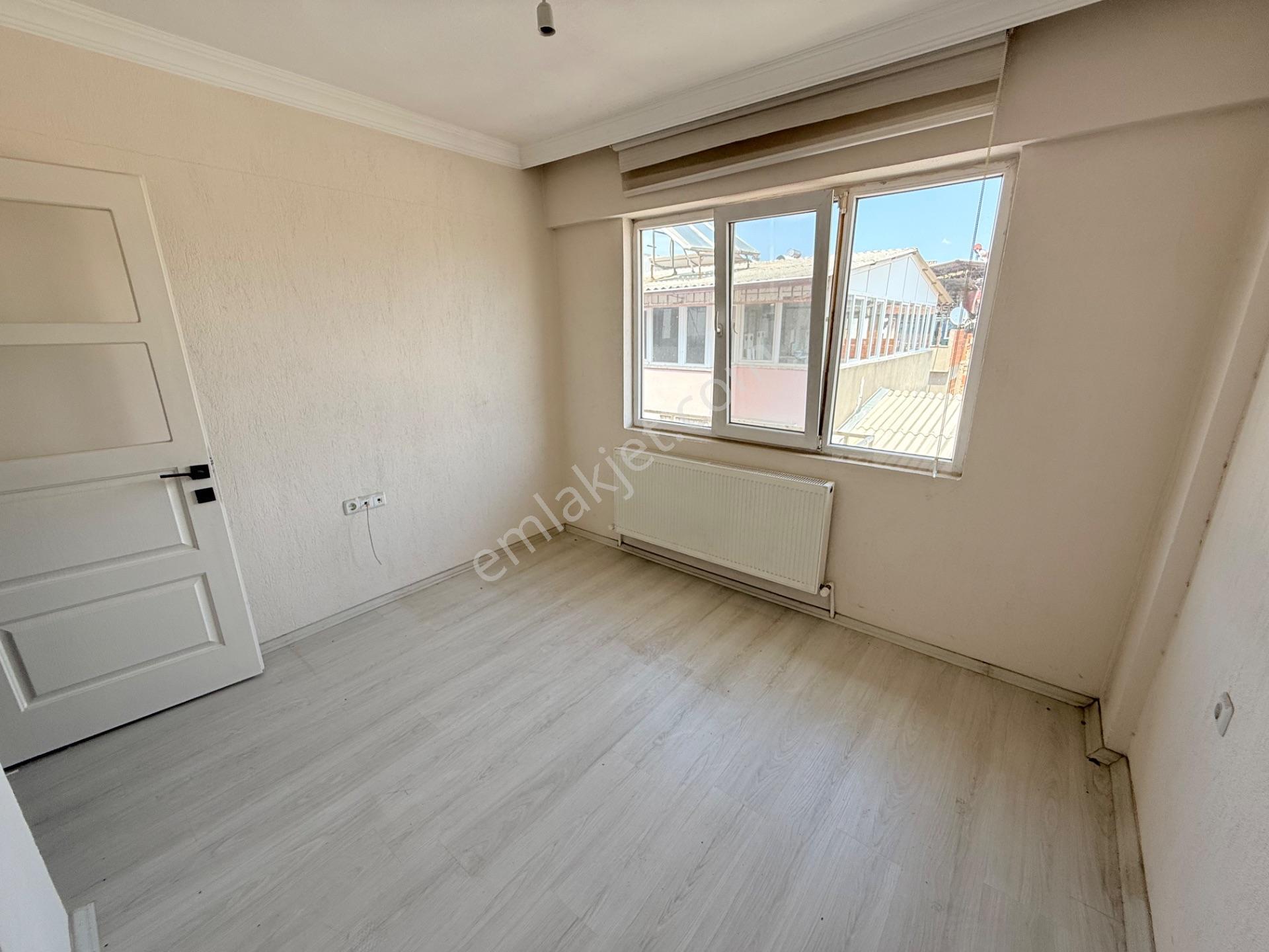 Nazilli Cumhuriyet Mahallesinde 2+1 Kiralık Daire - Görsel 14