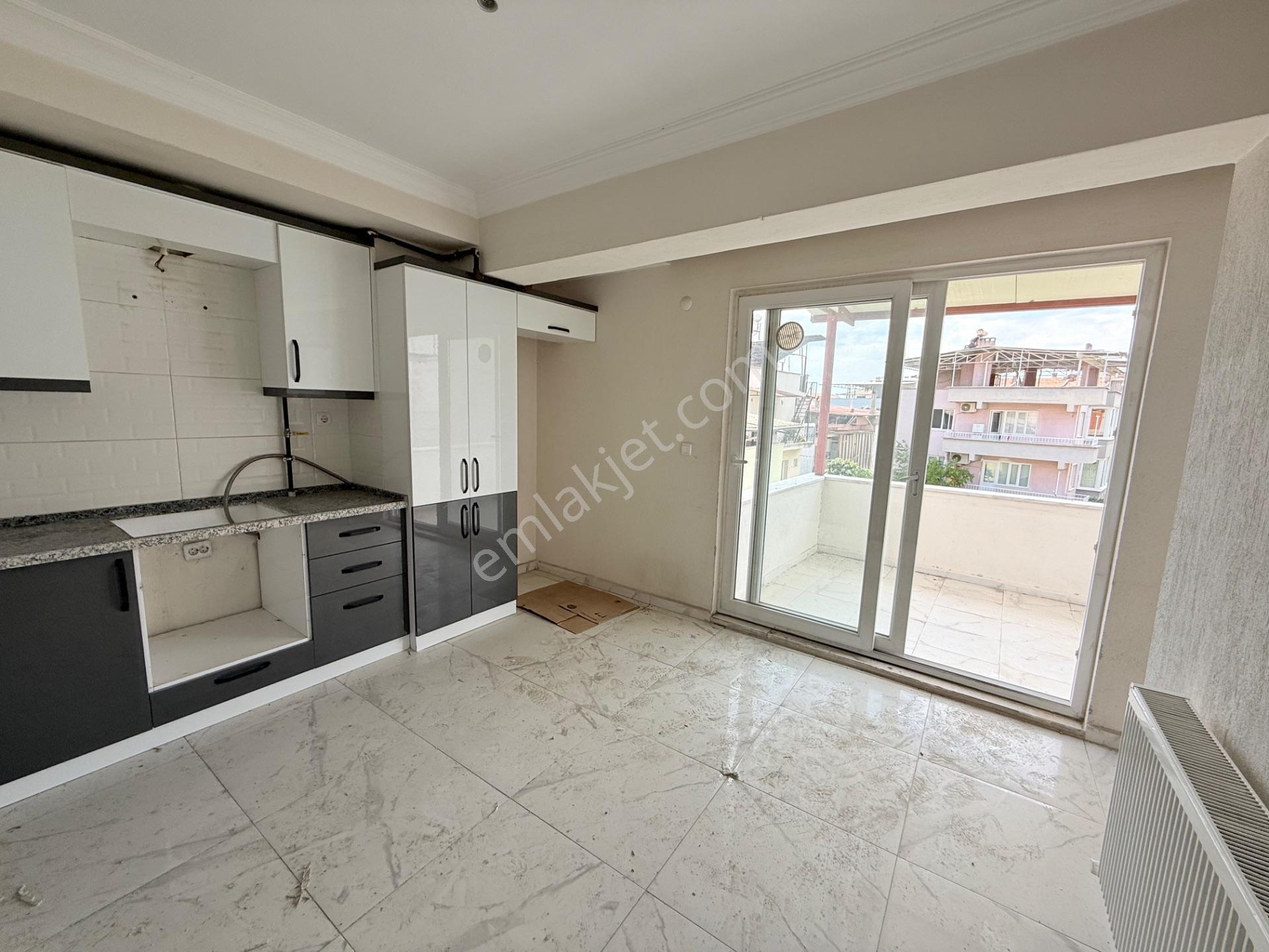 Nazilli Cumhuriyet Mahallesinde 2+1 Kiralık Daire - Görsel 2