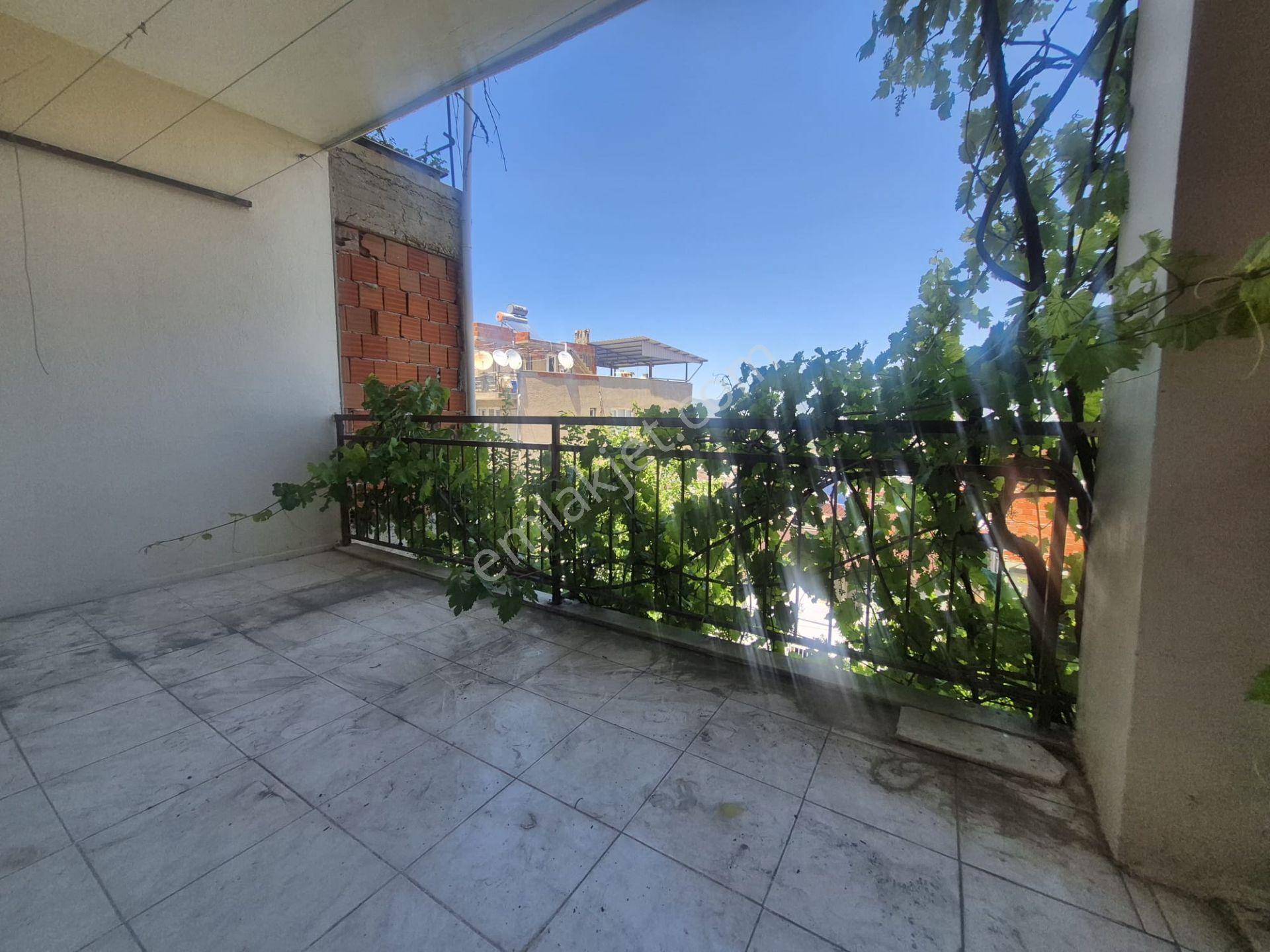 Konak Saygı Mahallsein De 3+1 Kiralık Daire - Görsel 17