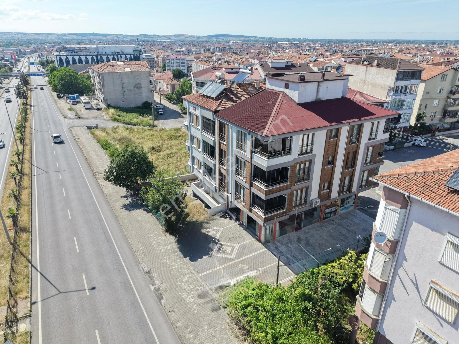 Bafra Vıp Gym.den Emirefendi Mah.de Satılık 322m2 Depolu İşyeri - Görsel 5