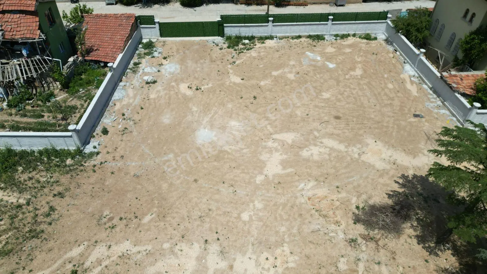 Kule 42 Emlak'dan Kozağaç Mahallesi'nde İster Villa İster 10&12 Dairelik Projeli Arsa