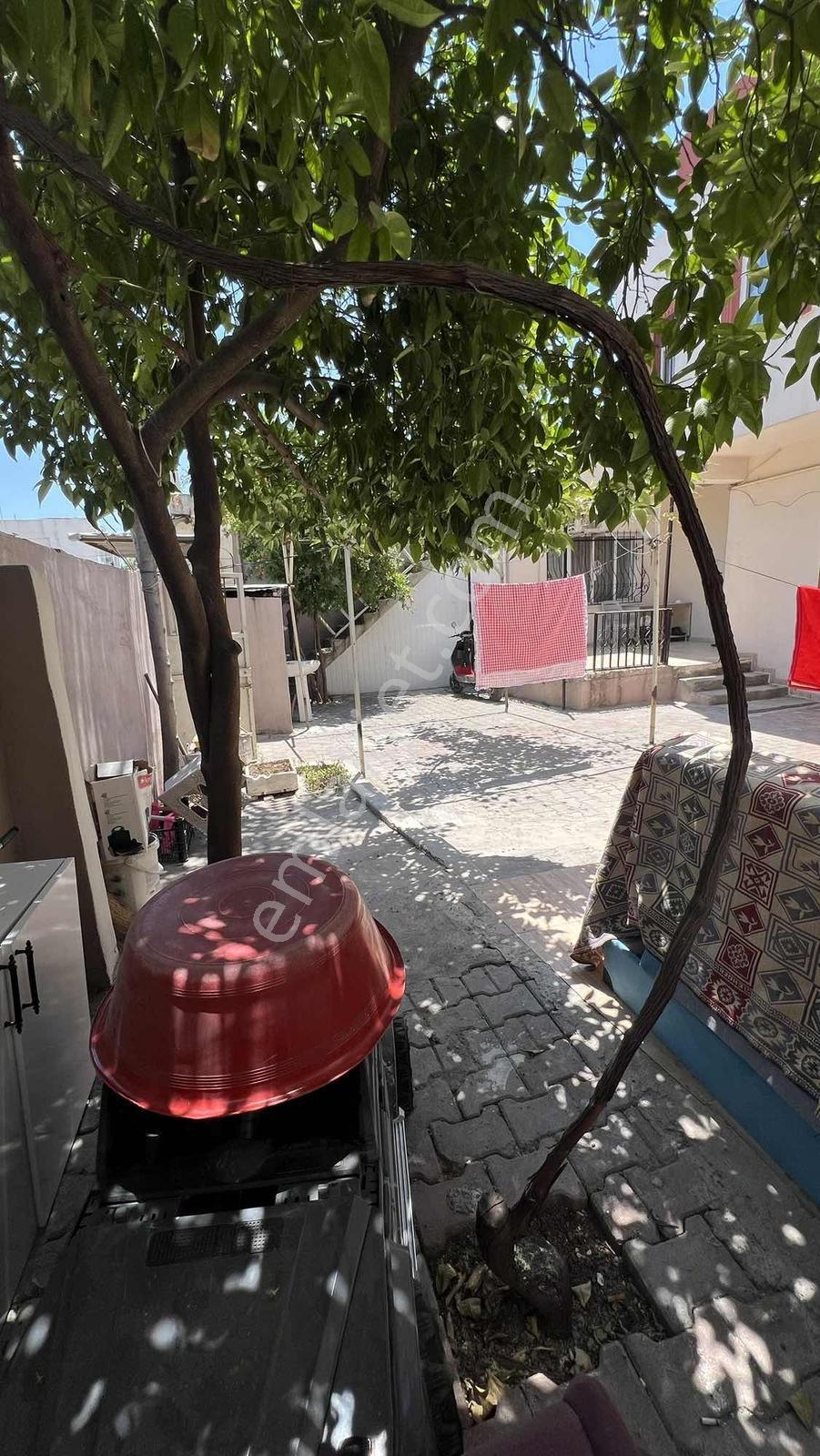 Eray'dan Malazgirt Mah Cadde Üzerinde Müstakil Daire + Dükkan - Görsel 18