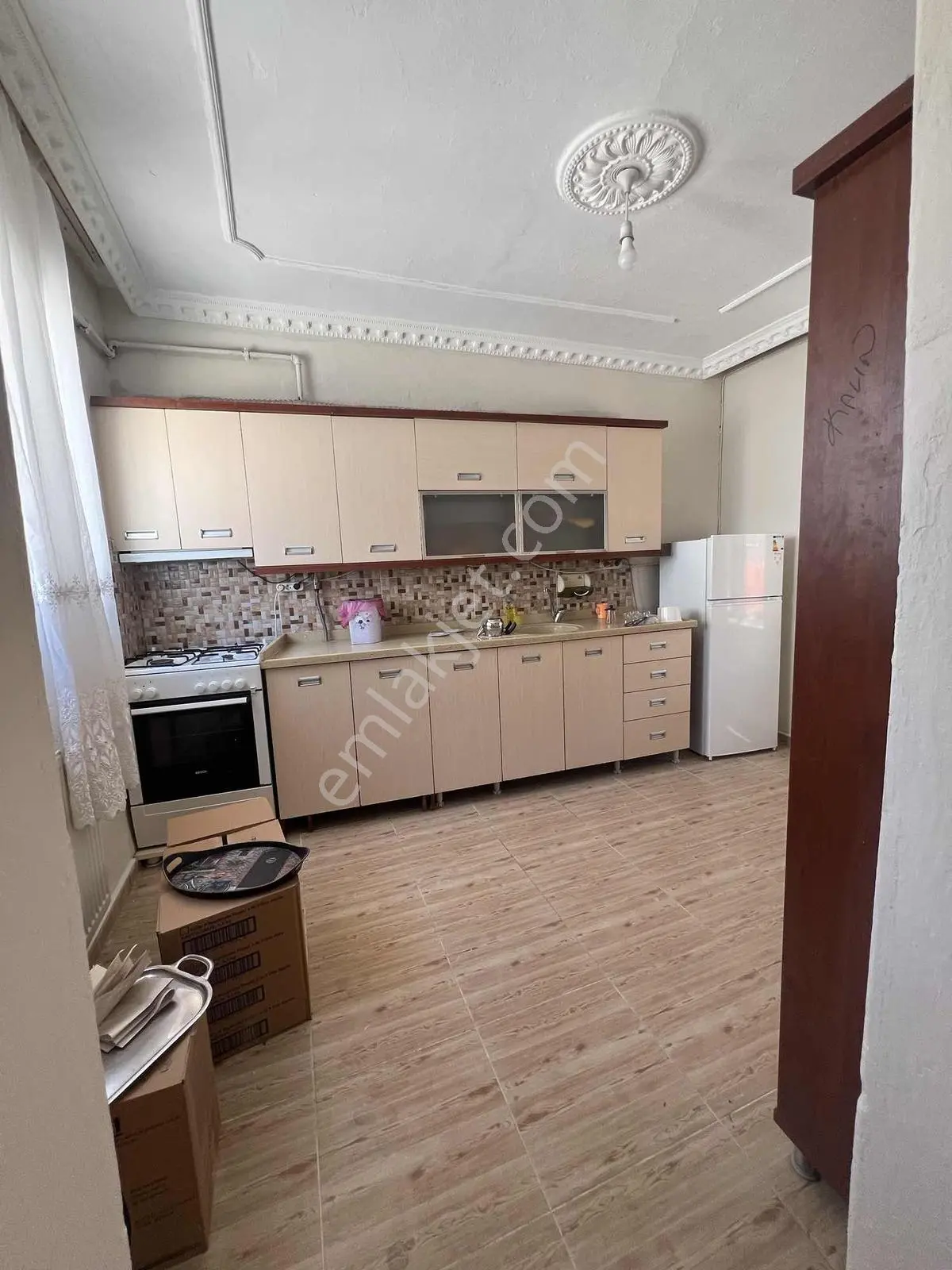 Eray'dan Malazgirt Mah Cadde Üzerinde Müstakil Daire + Dükkan - Görsel 31