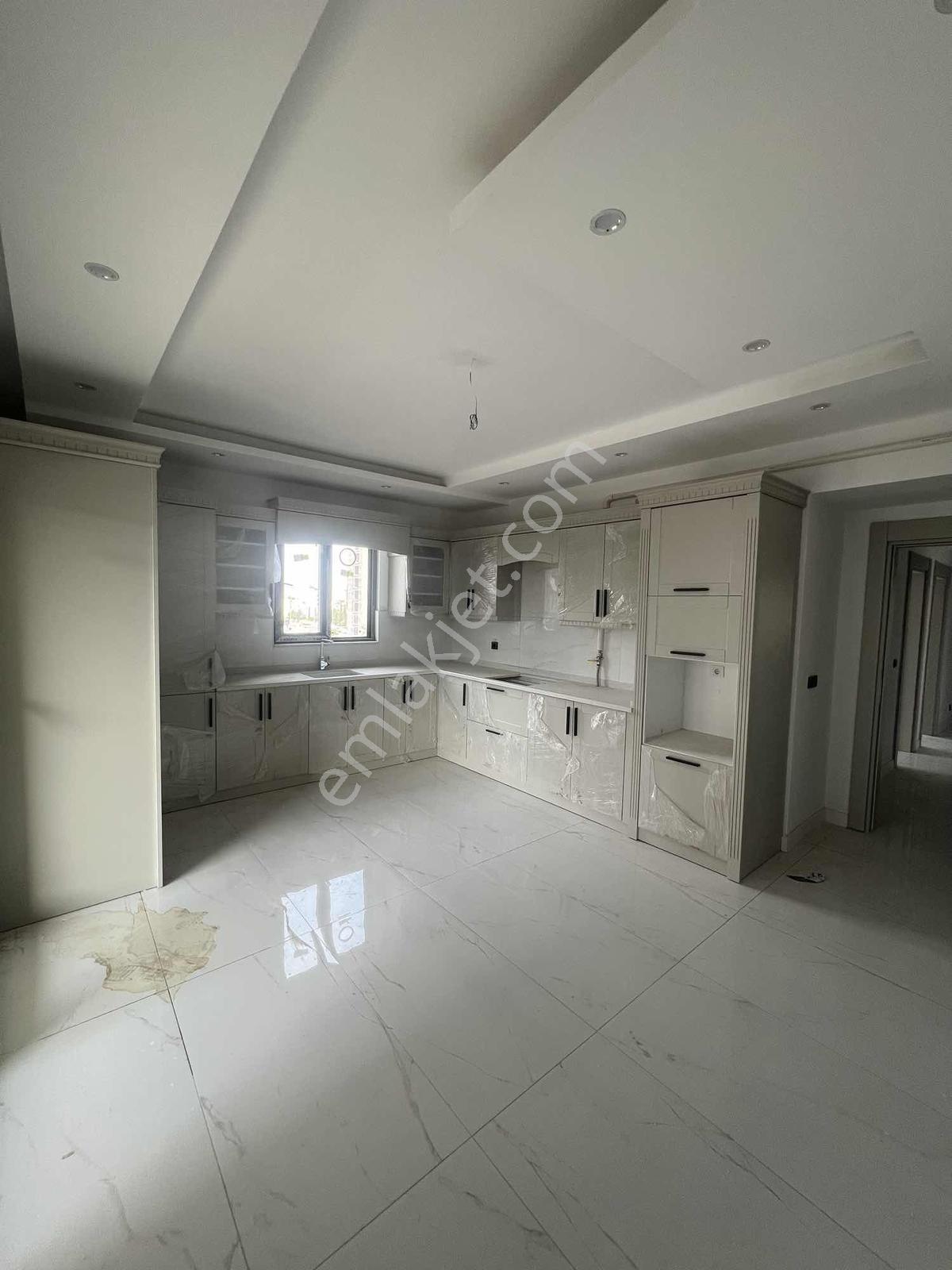 Şahin'den Satılık 3+1 Lüx Daire İşkur Arkası