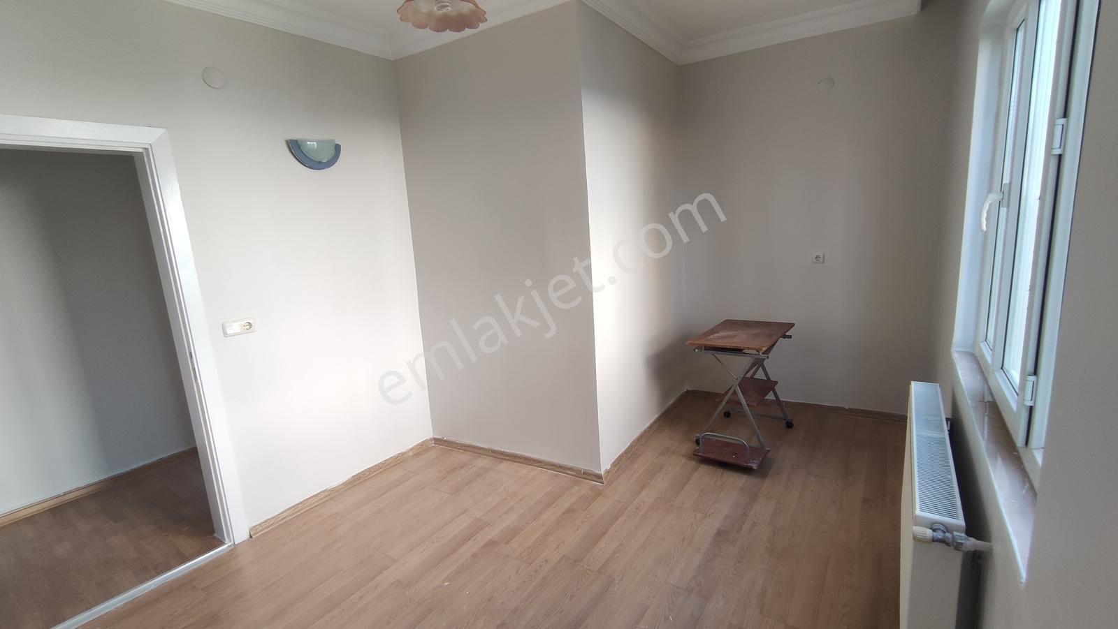 Emre'den Alitaşı Mahallesinde 4+1 Kiralık Daire - Görsel 9
