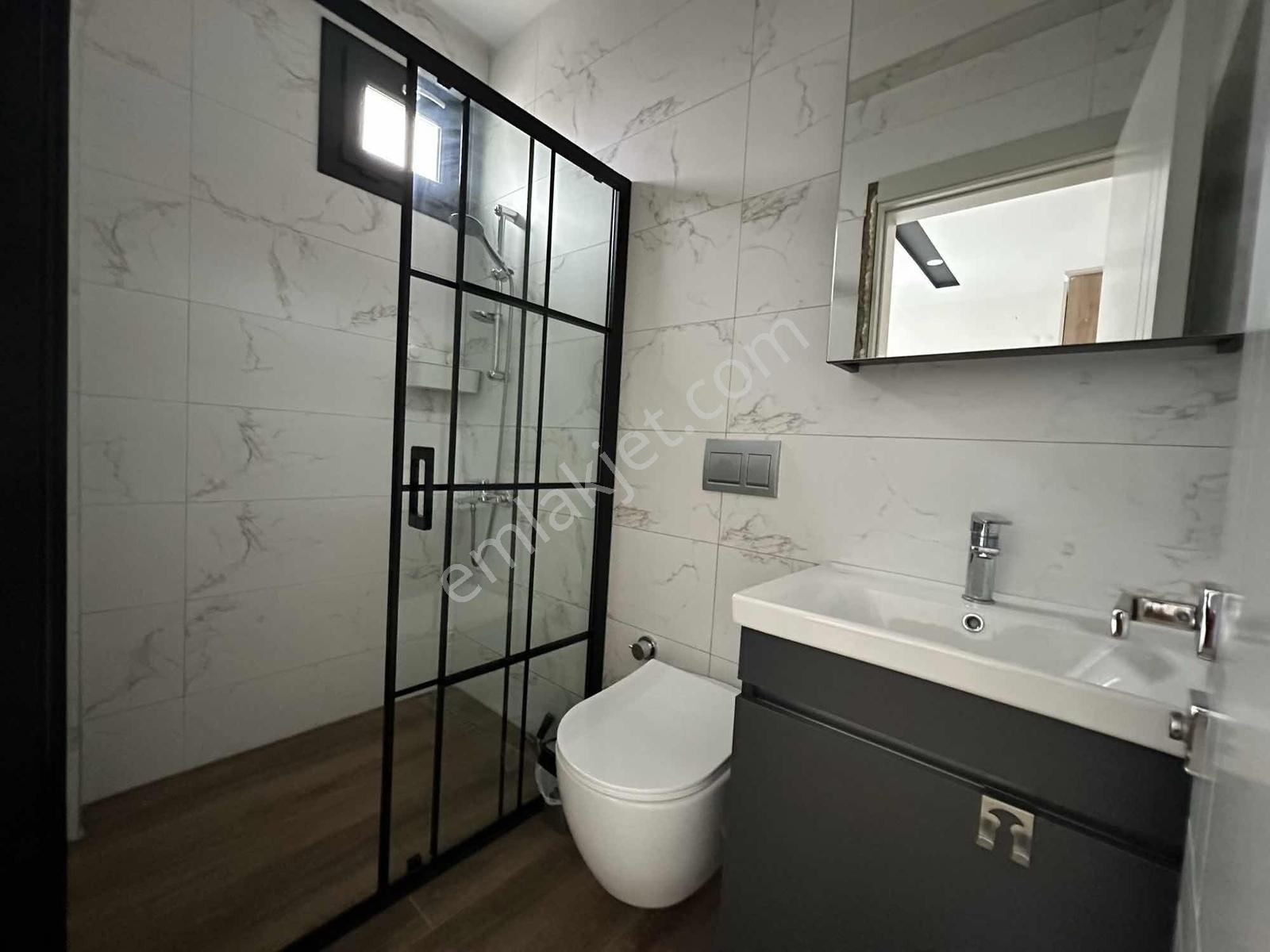 Kuşadası Otogar Arkası 2+1 Eşyalı Havuzlu Site İçi Kiralık Daire - Görsel 21