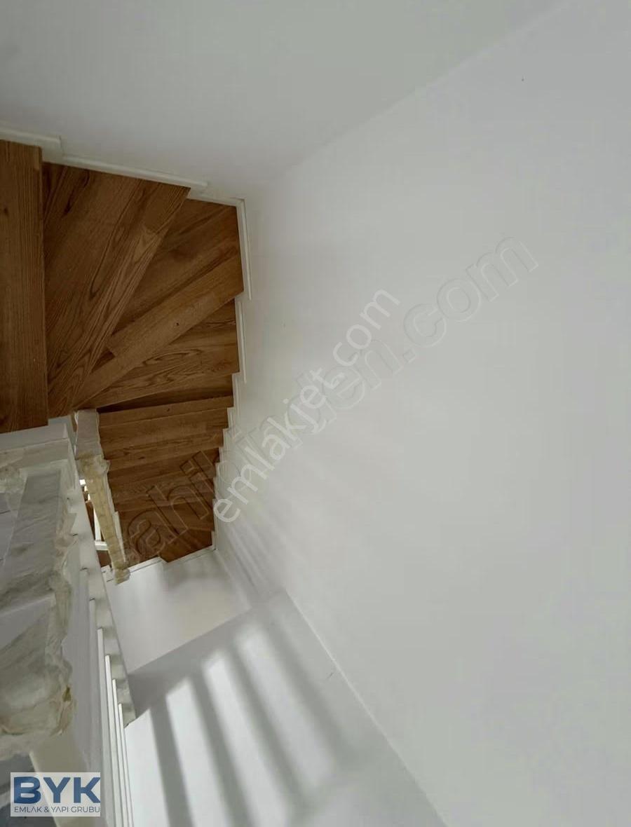 Byk' Dan! Merkezi Konumda! Kiralık İkiz Villalar! - Görsel 3