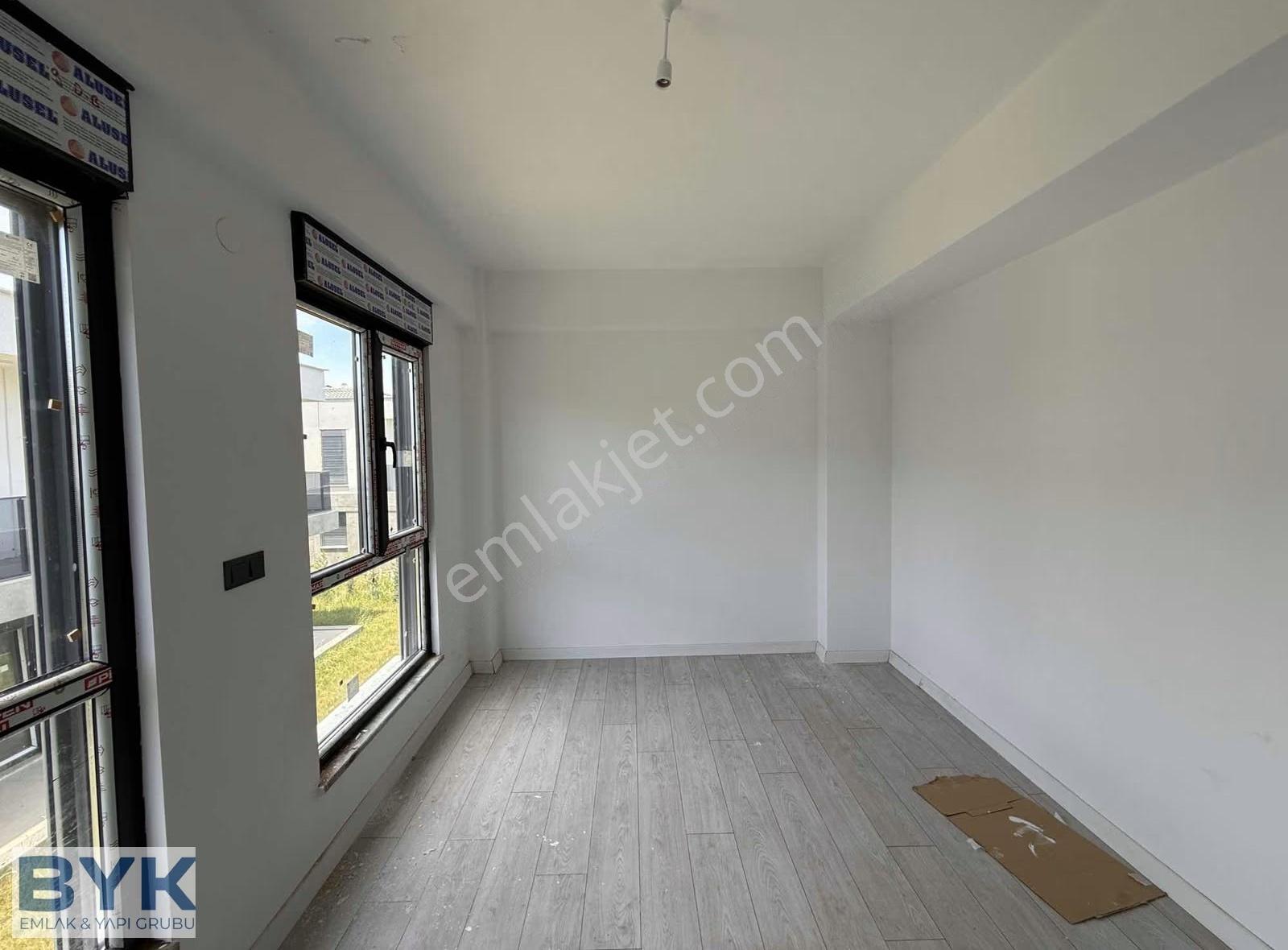 Byk' Dan! Merkezi Konumda! Kiralık İkiz Villalar! - Görsel 24