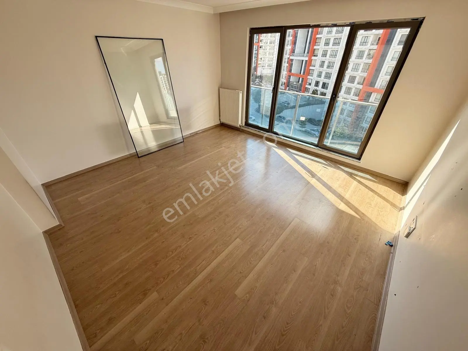 Ovacık Yakını Gözde Sitede 240 M2 Genişlikde 4+1 - Görsel 4