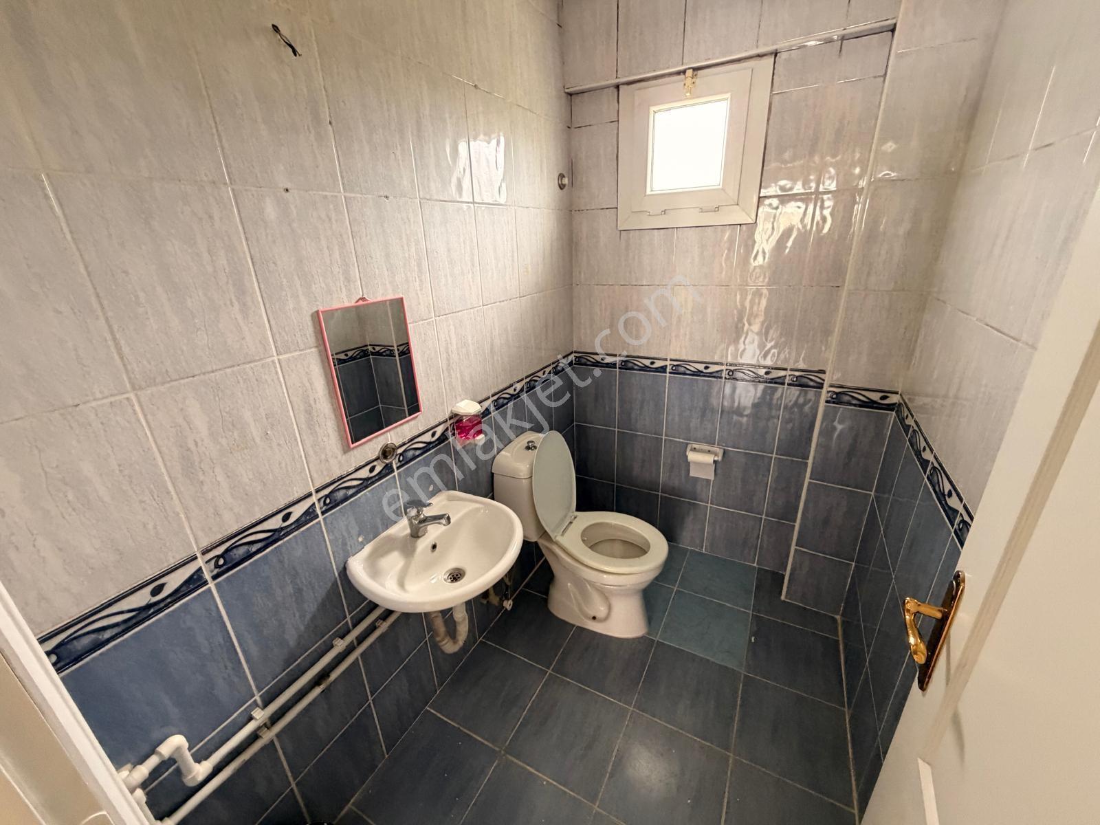 Gaziemir Atıfbey Mah. 3+1 135 M2 Kiralık Daire - Görsel 14