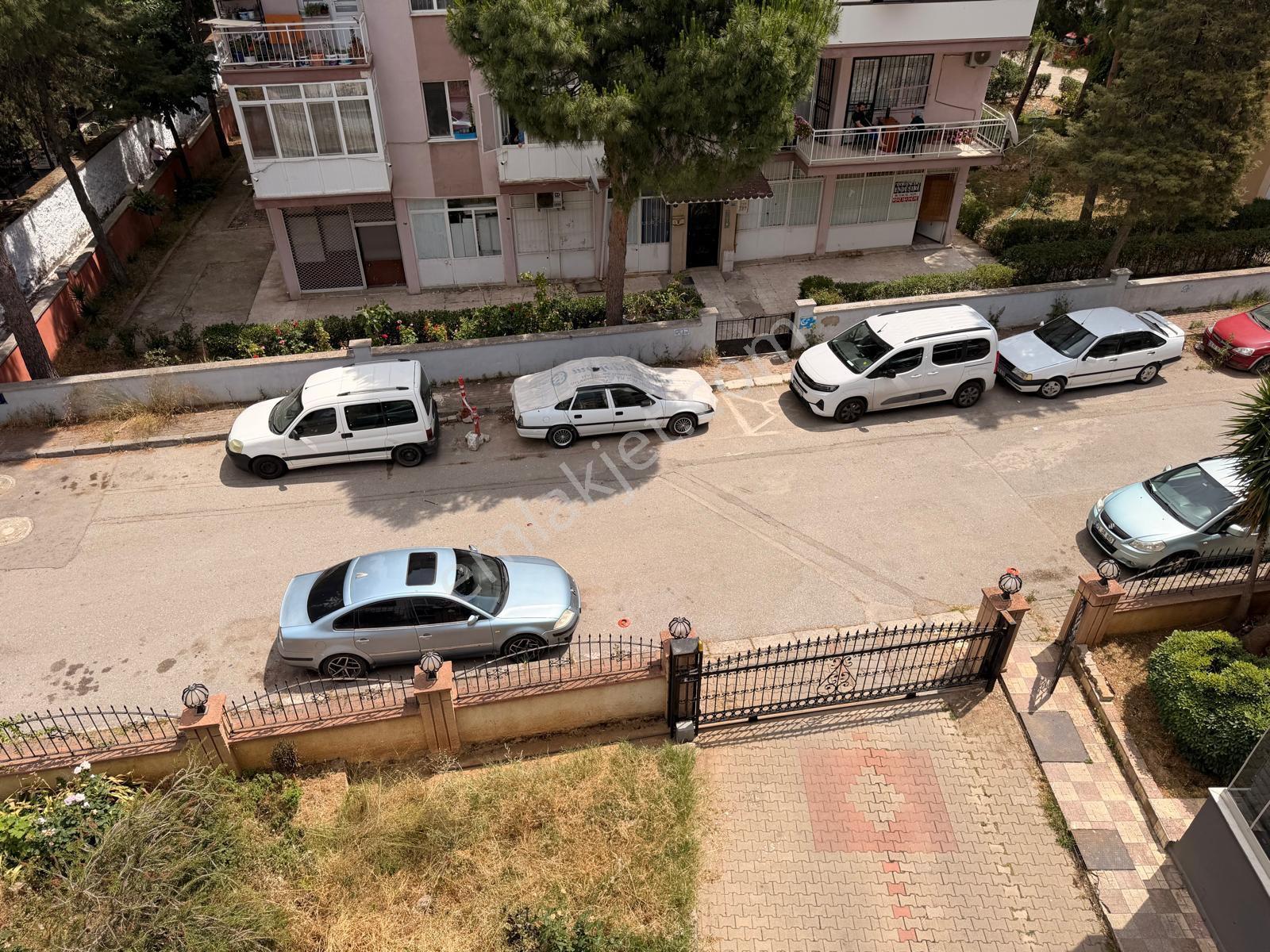 Gaziemir Atıfbey Mah. 3+1 135 M2 Kiralık Daire - Görsel 37