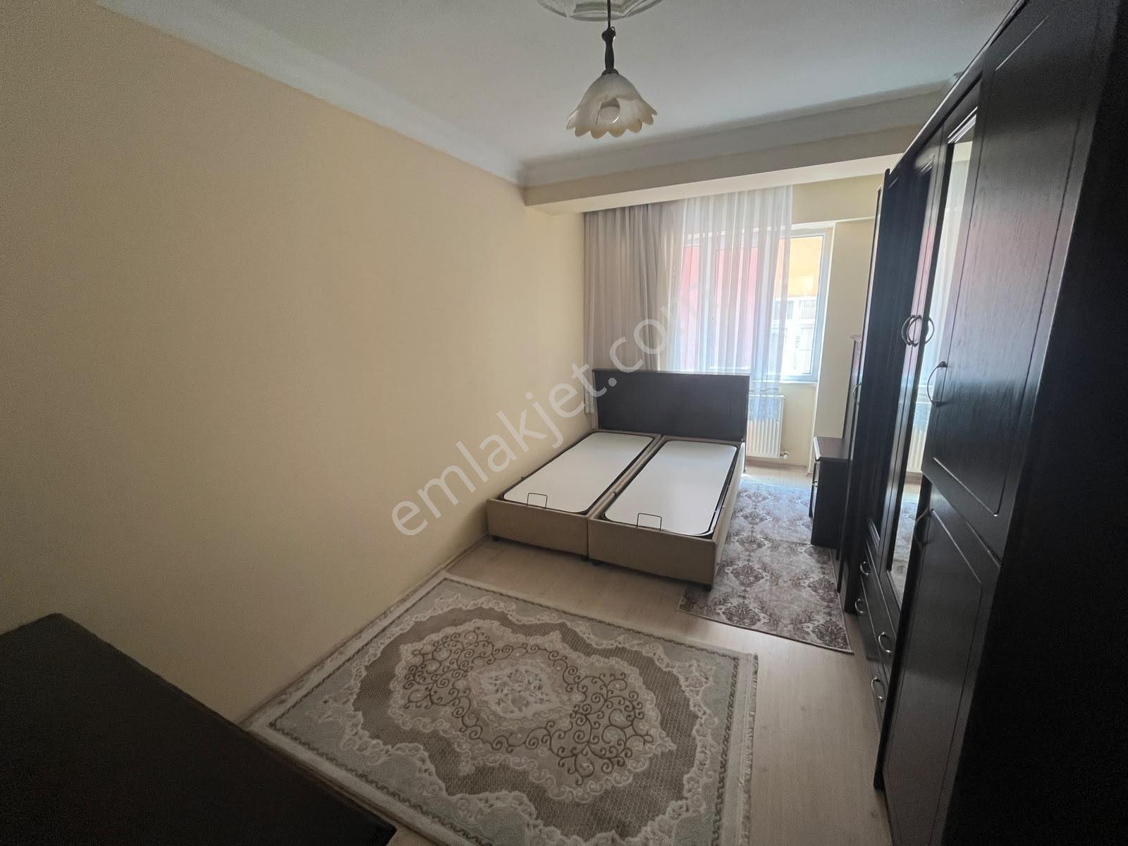 Yunusemre Mahallesinde Eşyalı 2+1 Kiralık Daire Merkezi Konum - Görsel 2
