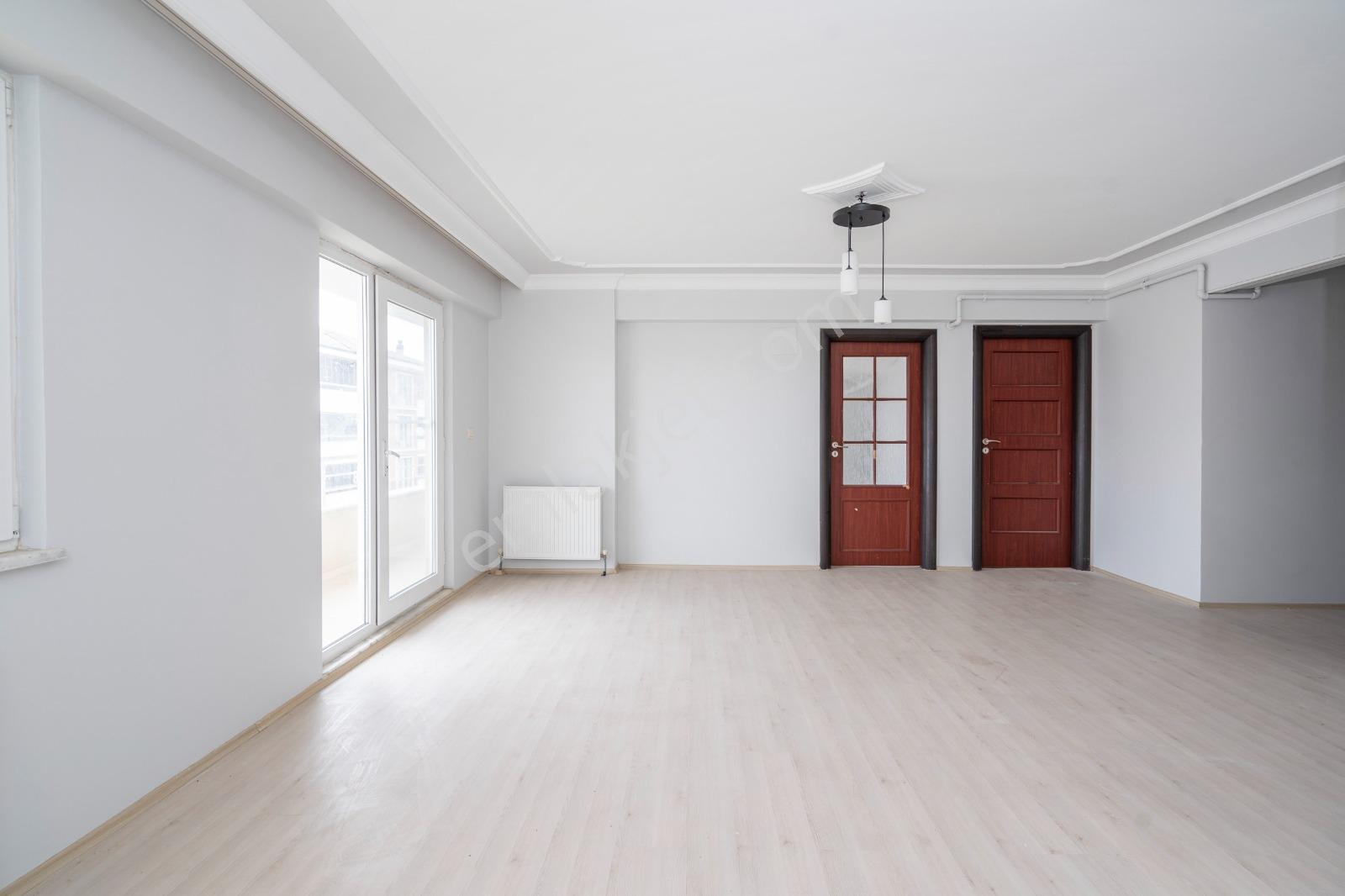 Remax Advantange-akçalar'da Site İçi Kat Mülkiyetli Geniş 4+1 - Görsel 7