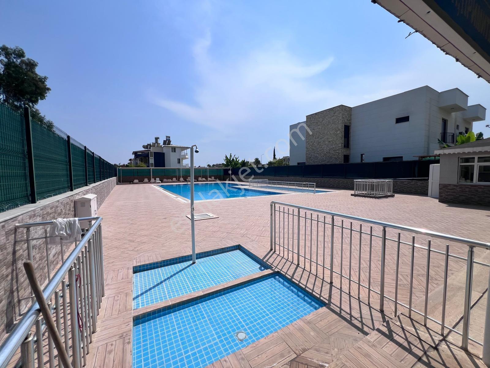 Antalya Kadriye'de Site İçi 4+2 Satılık Villa - Görsel 33