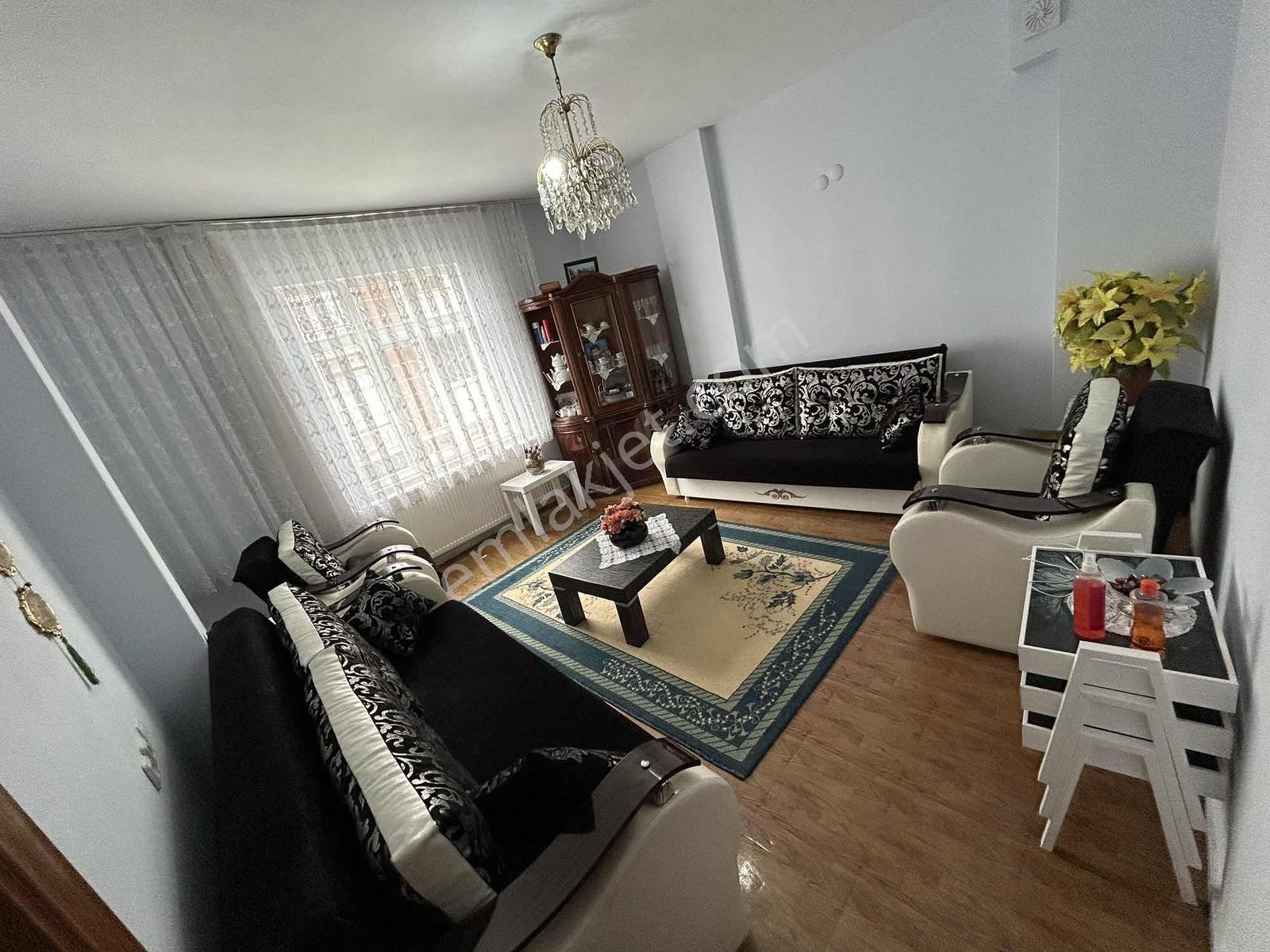 Esentepe Mah'de 110m2 3+1 Çift Balkonlu Full Eşyalı 2.kat Daire - Görsel 21